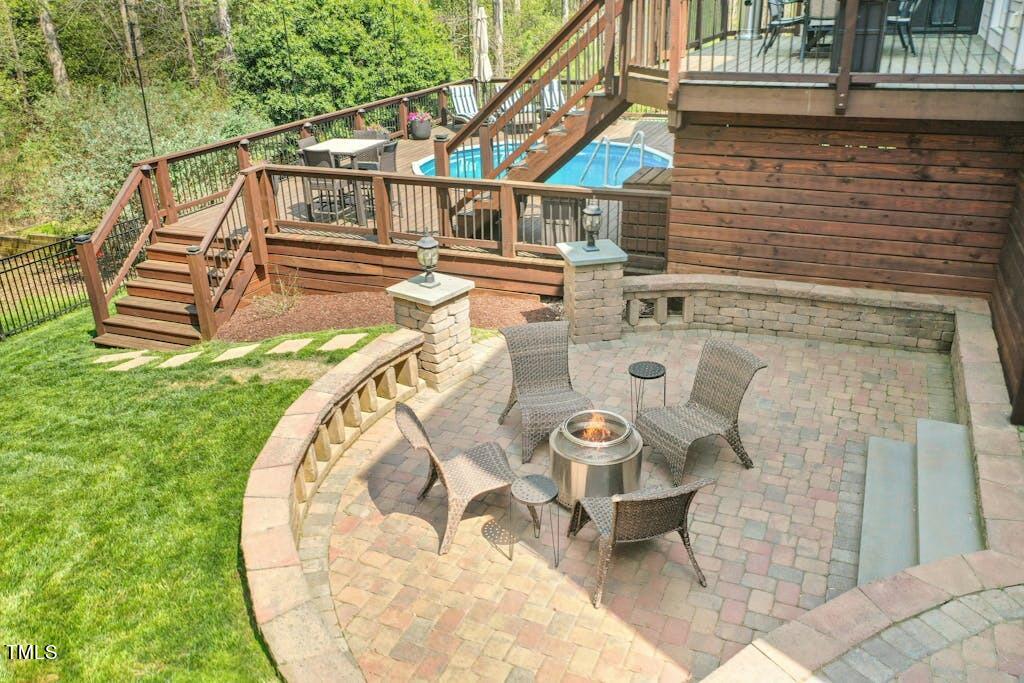 333 Flatrock Lane