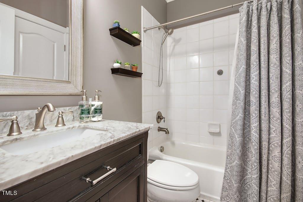333 Flatrock Lane