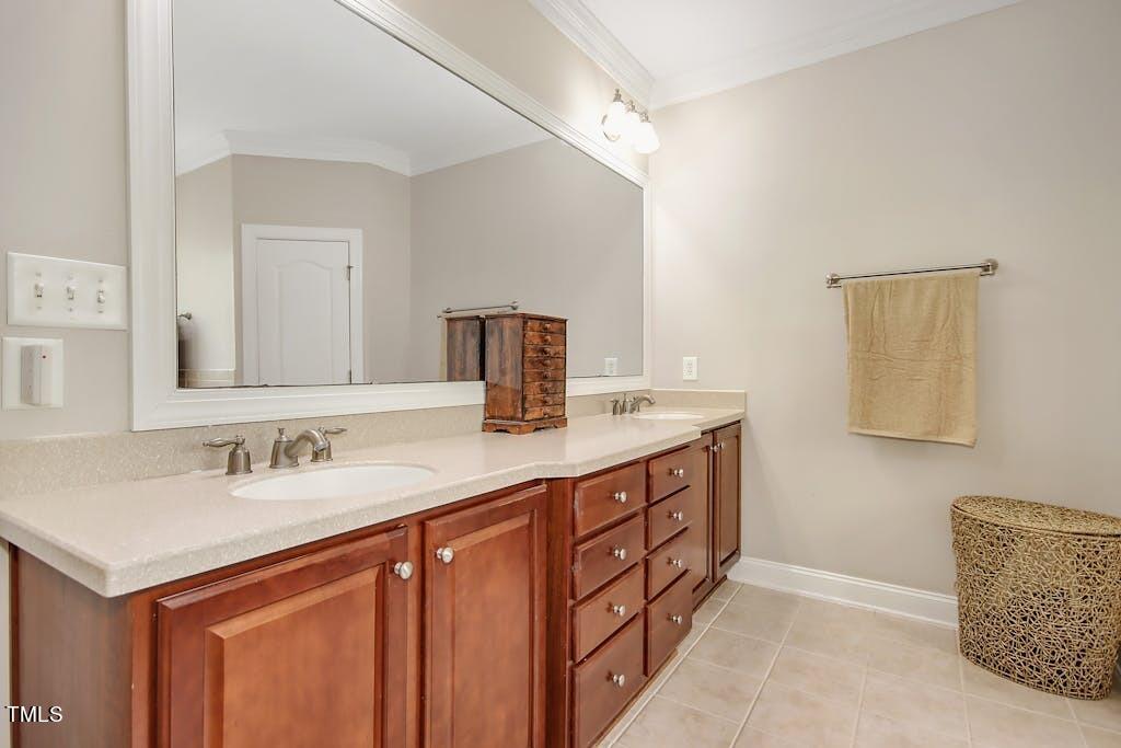 333 Flatrock Lane