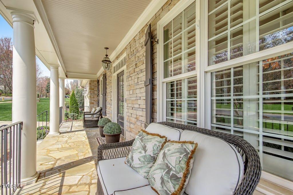 333 Flatrock Lane
