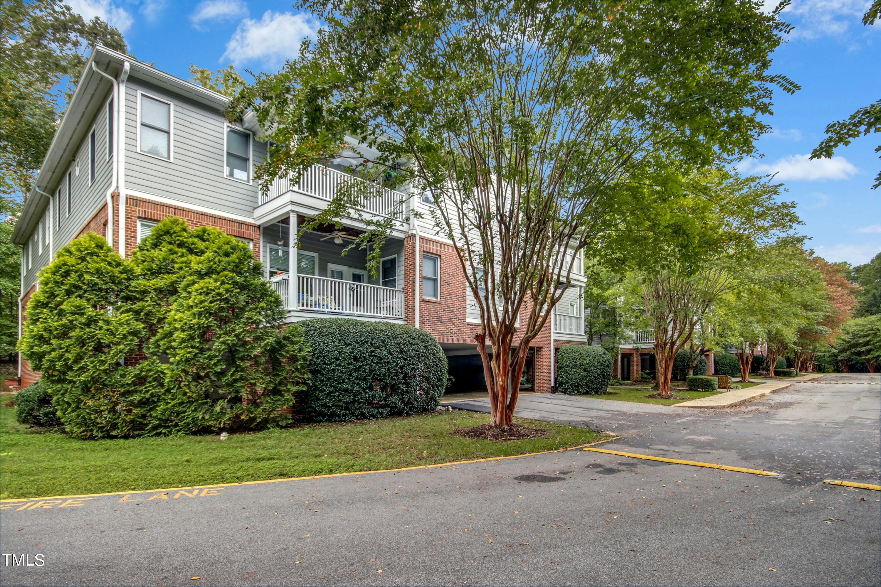 214 Lord Byron Court