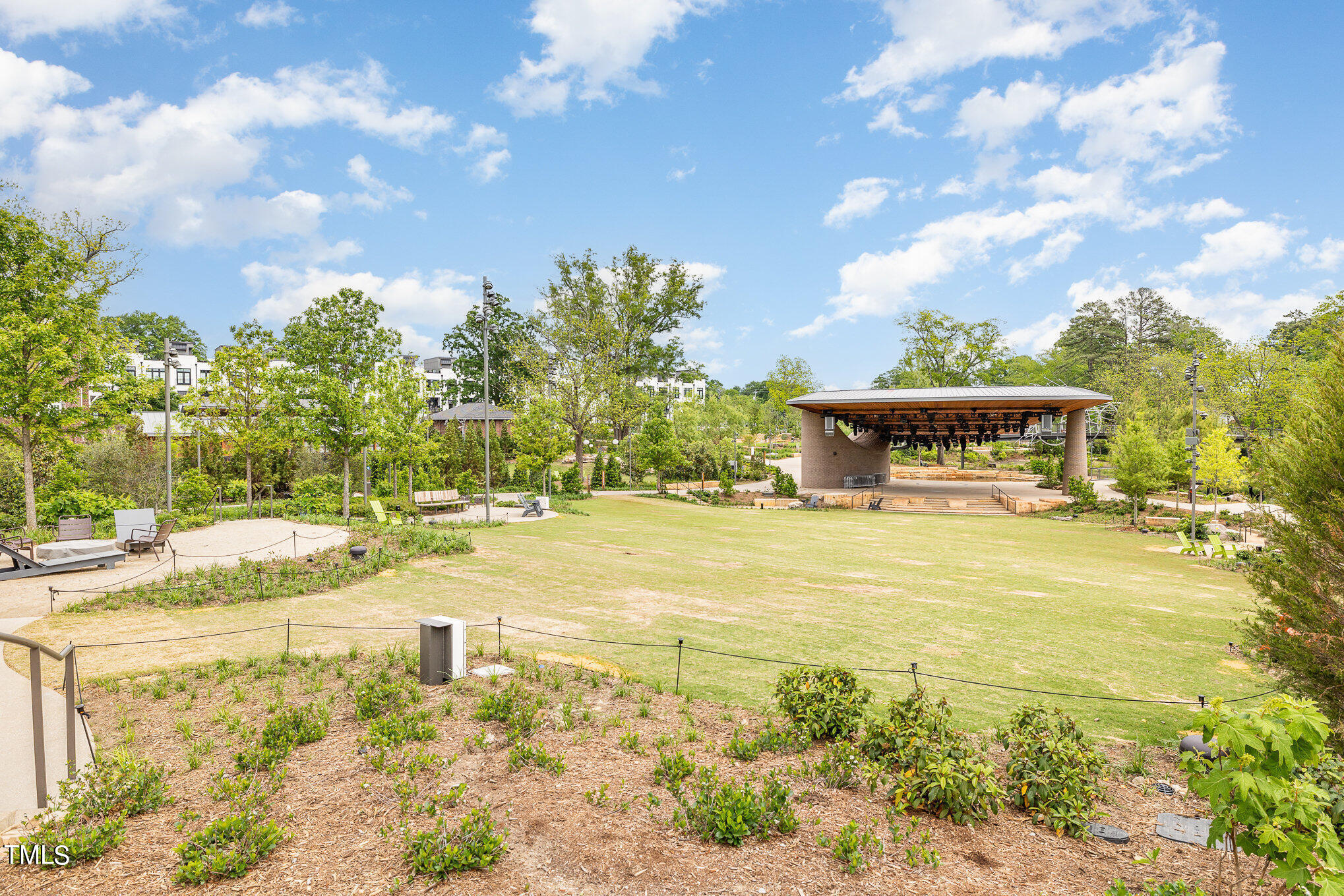 214 Lord Byron Court