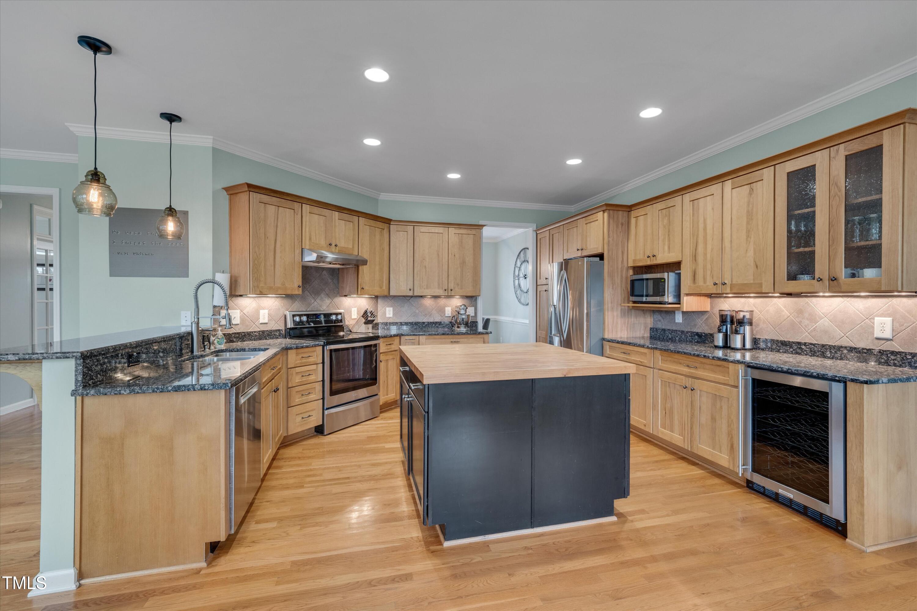 3808 Hartland Manor Court