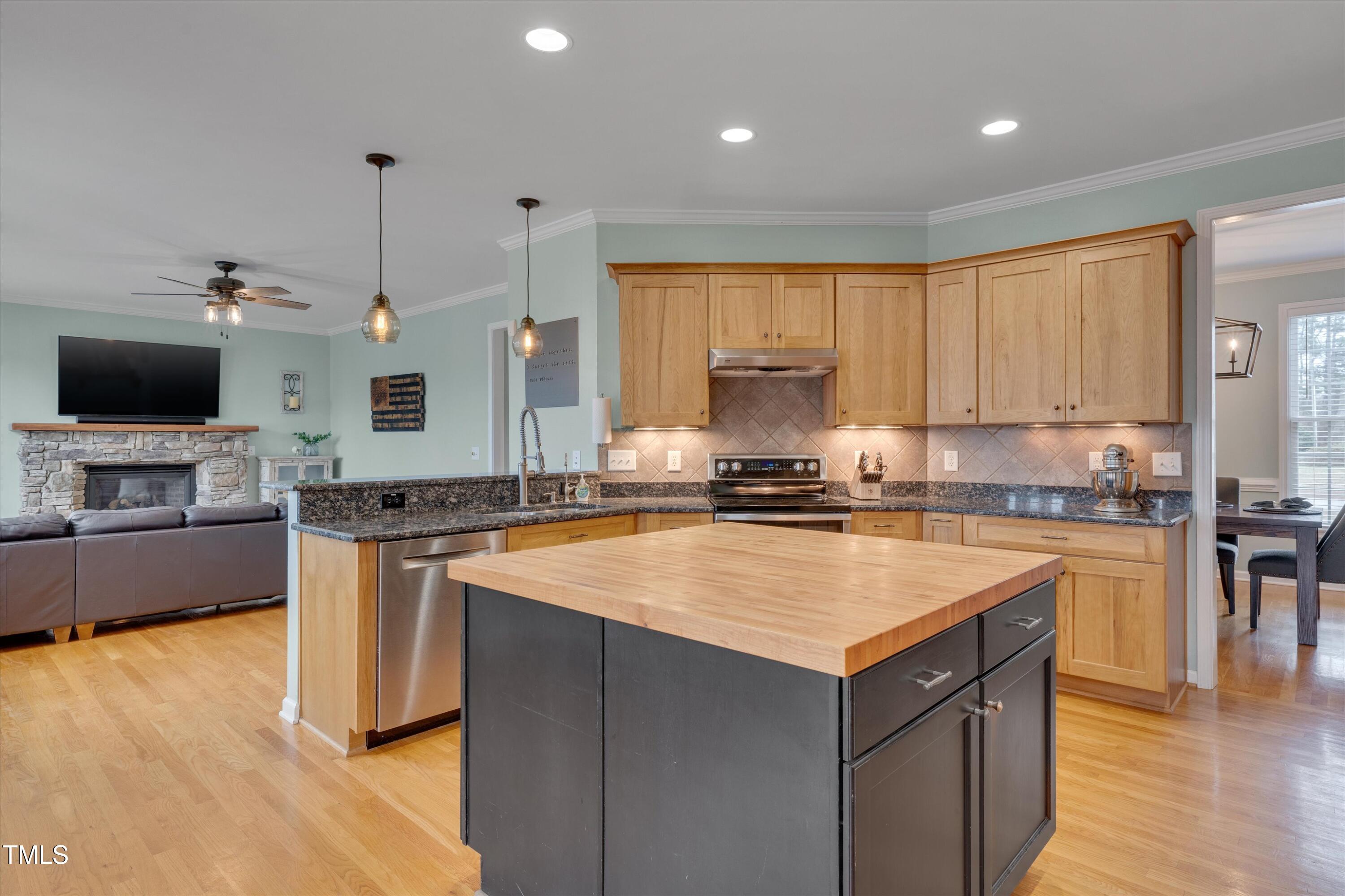 3808 Hartland Manor Court
