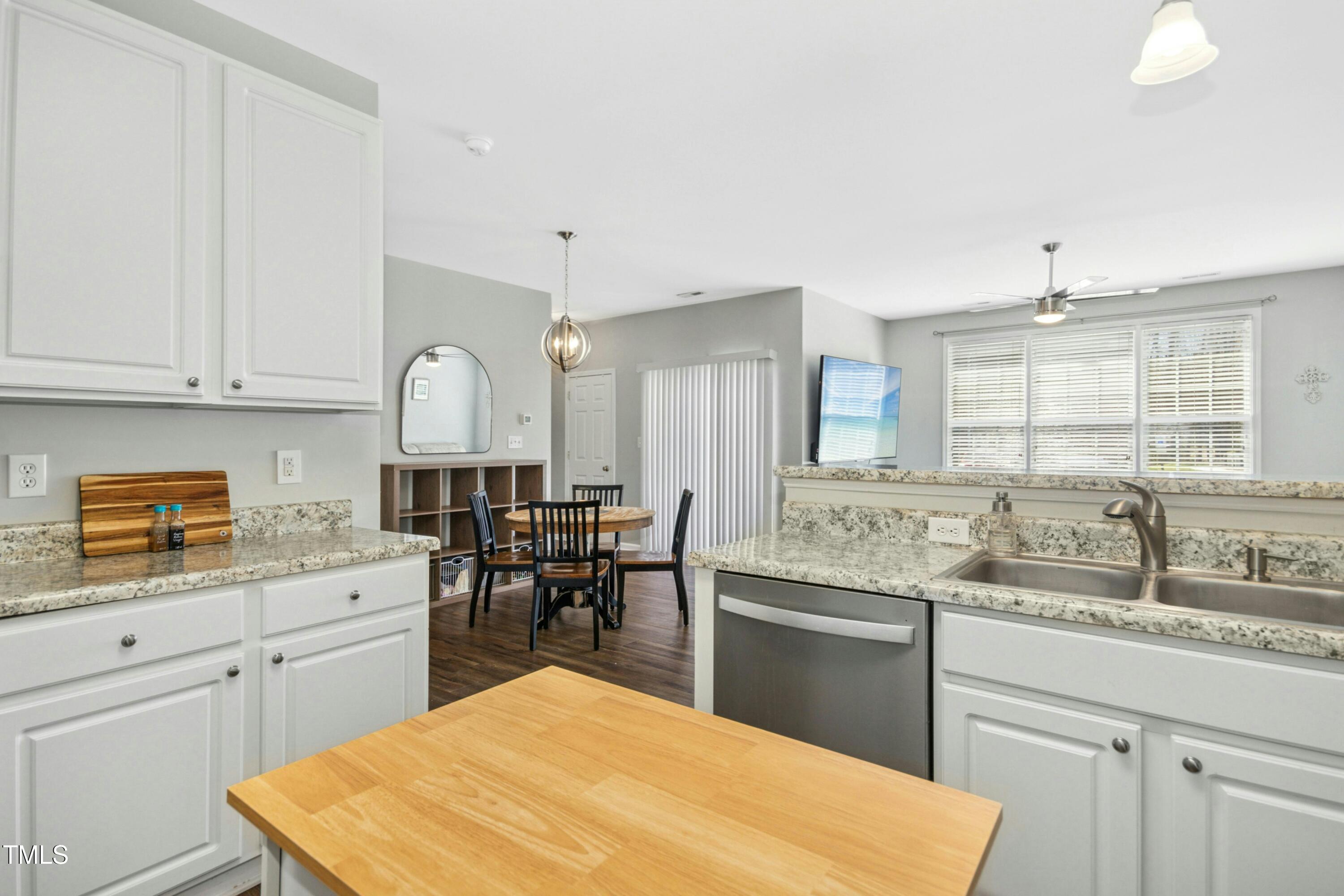 2212 Kudrow Lane