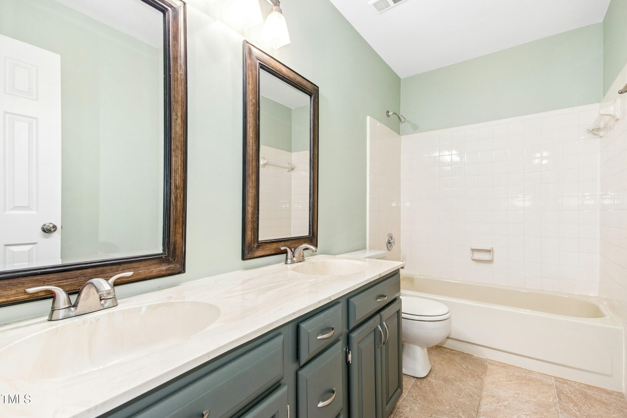 1433 Deltona Drive