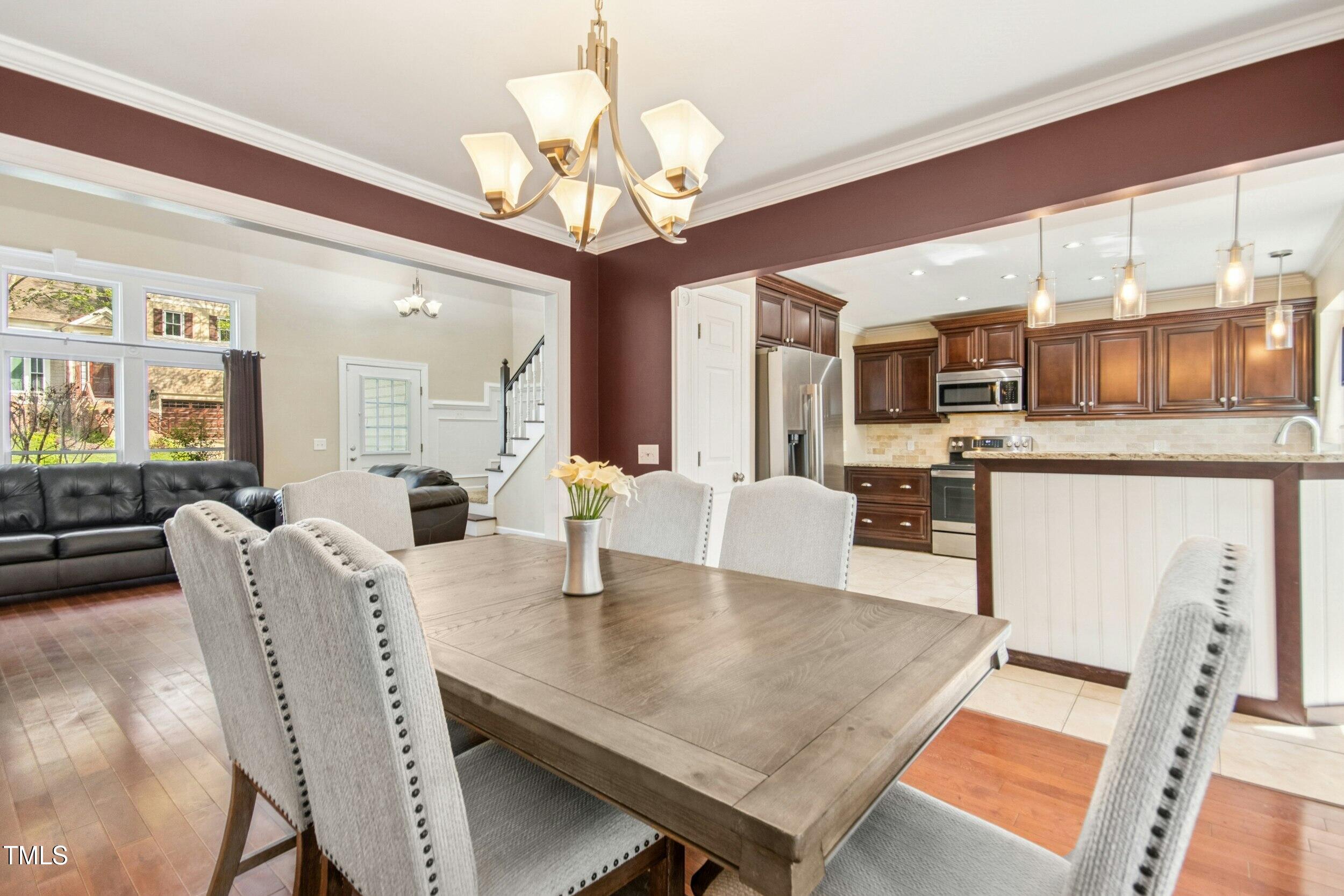 1433 Deltona Drive