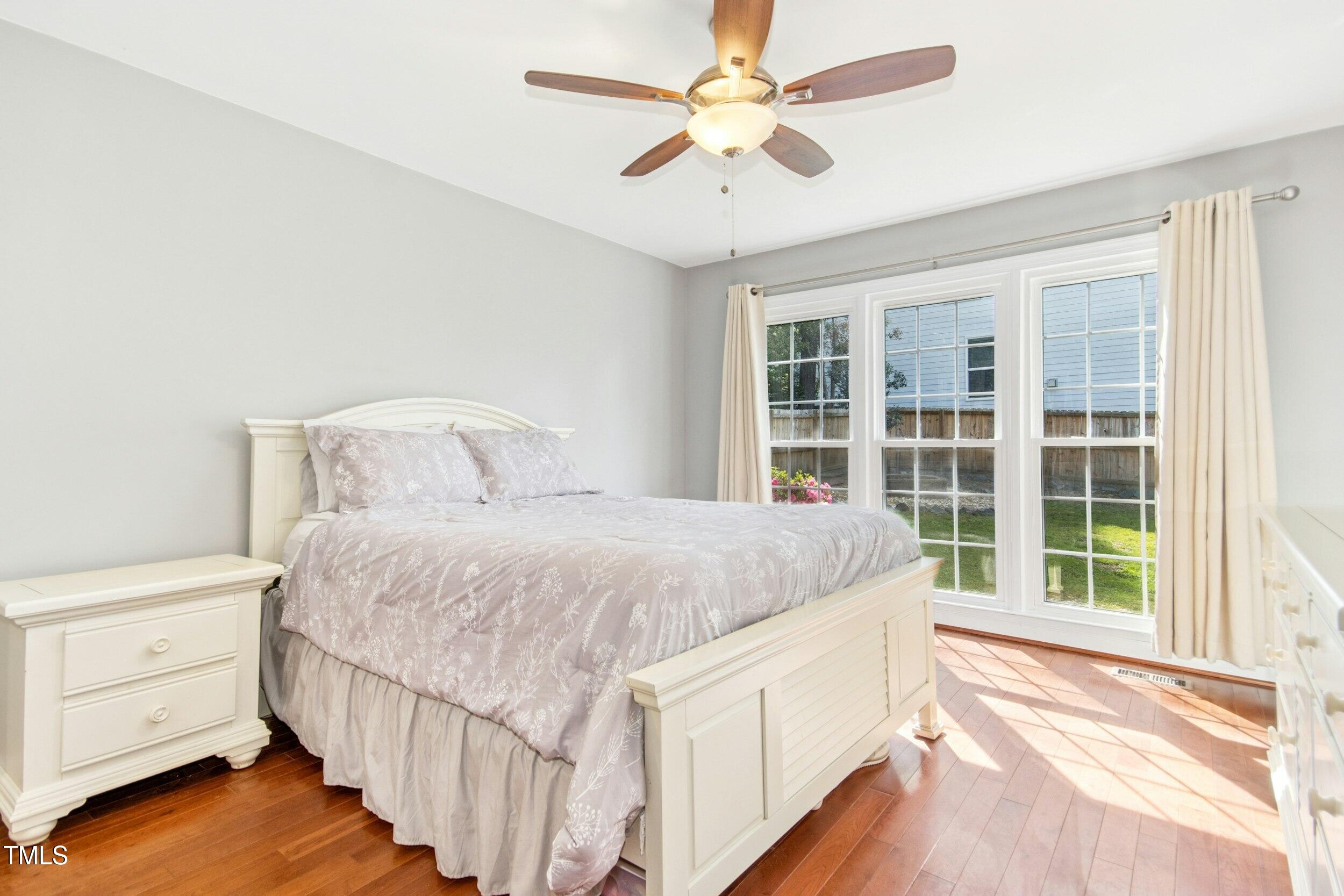 1433 Deltona Drive