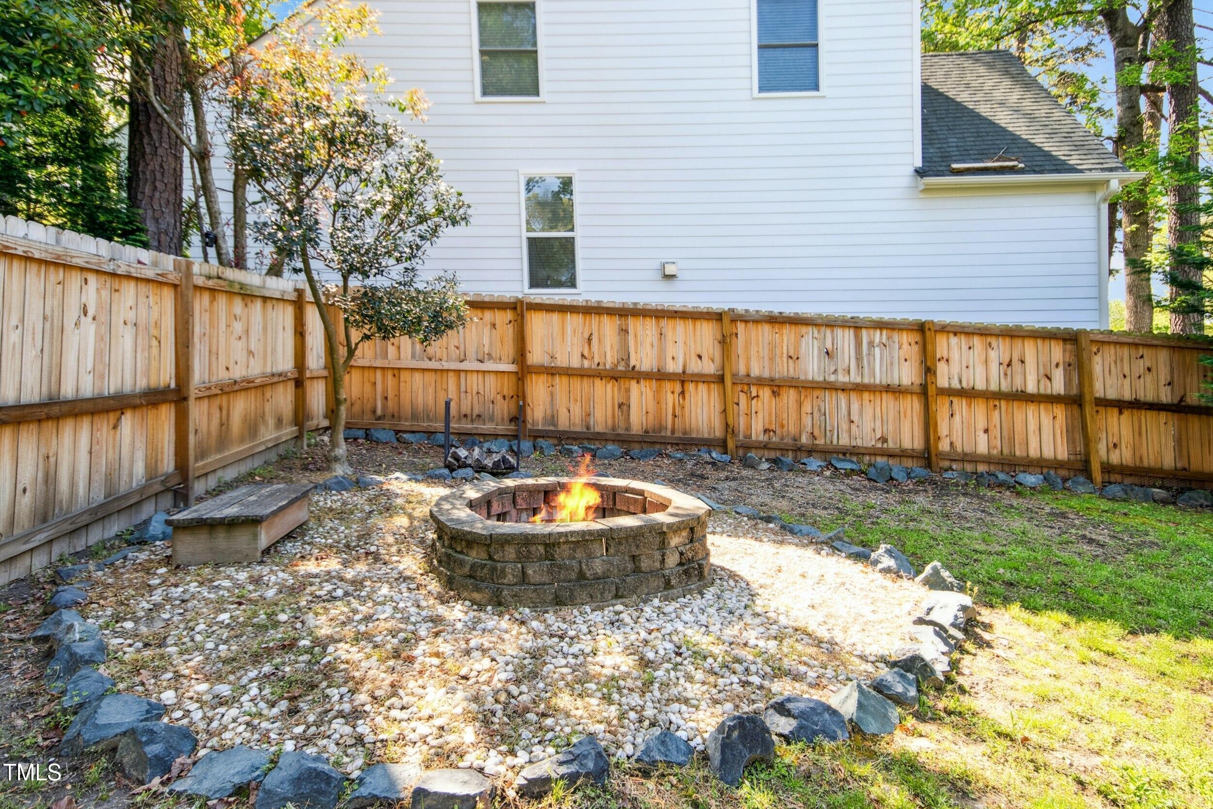 1433 Deltona Drive