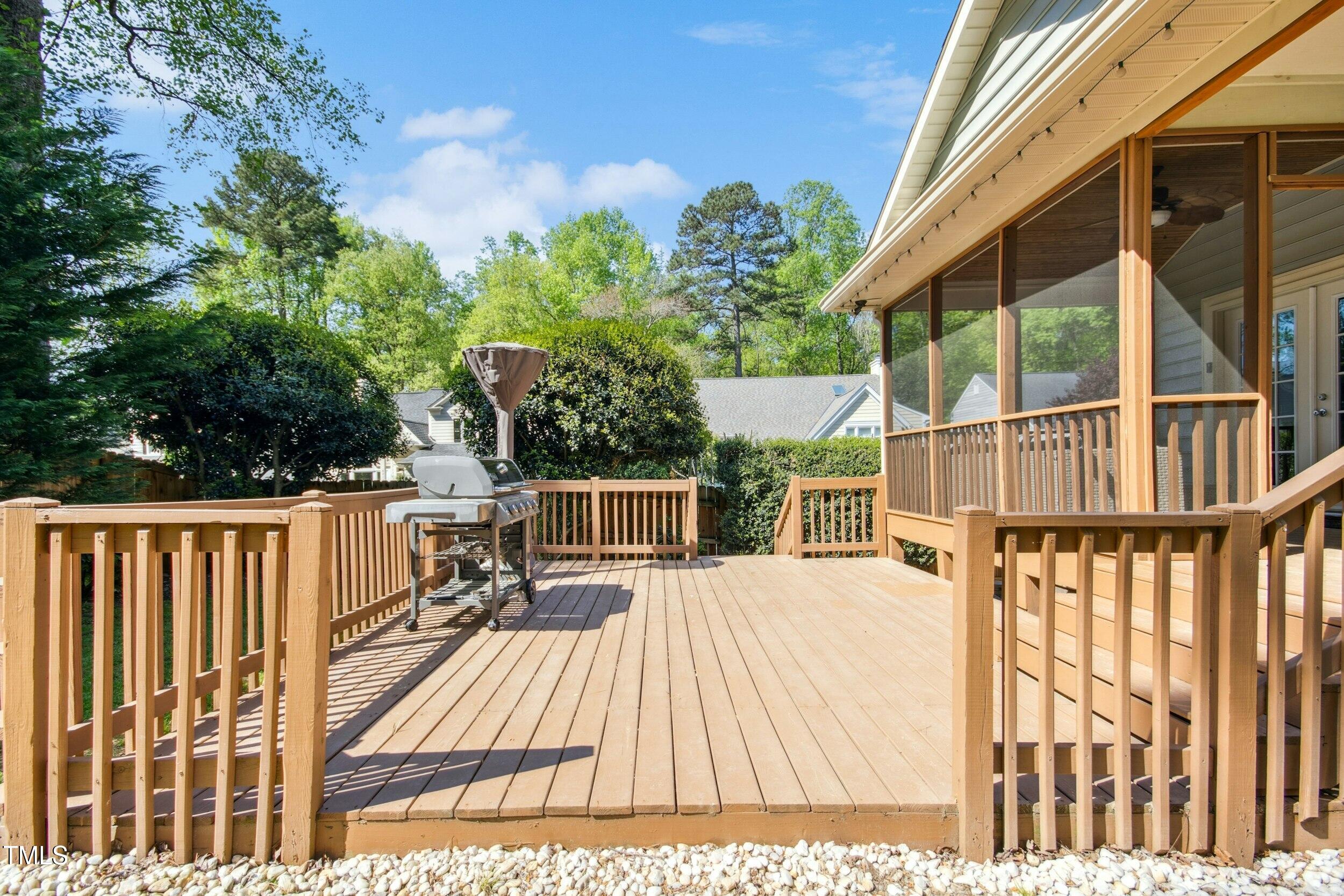 1433 Deltona Drive