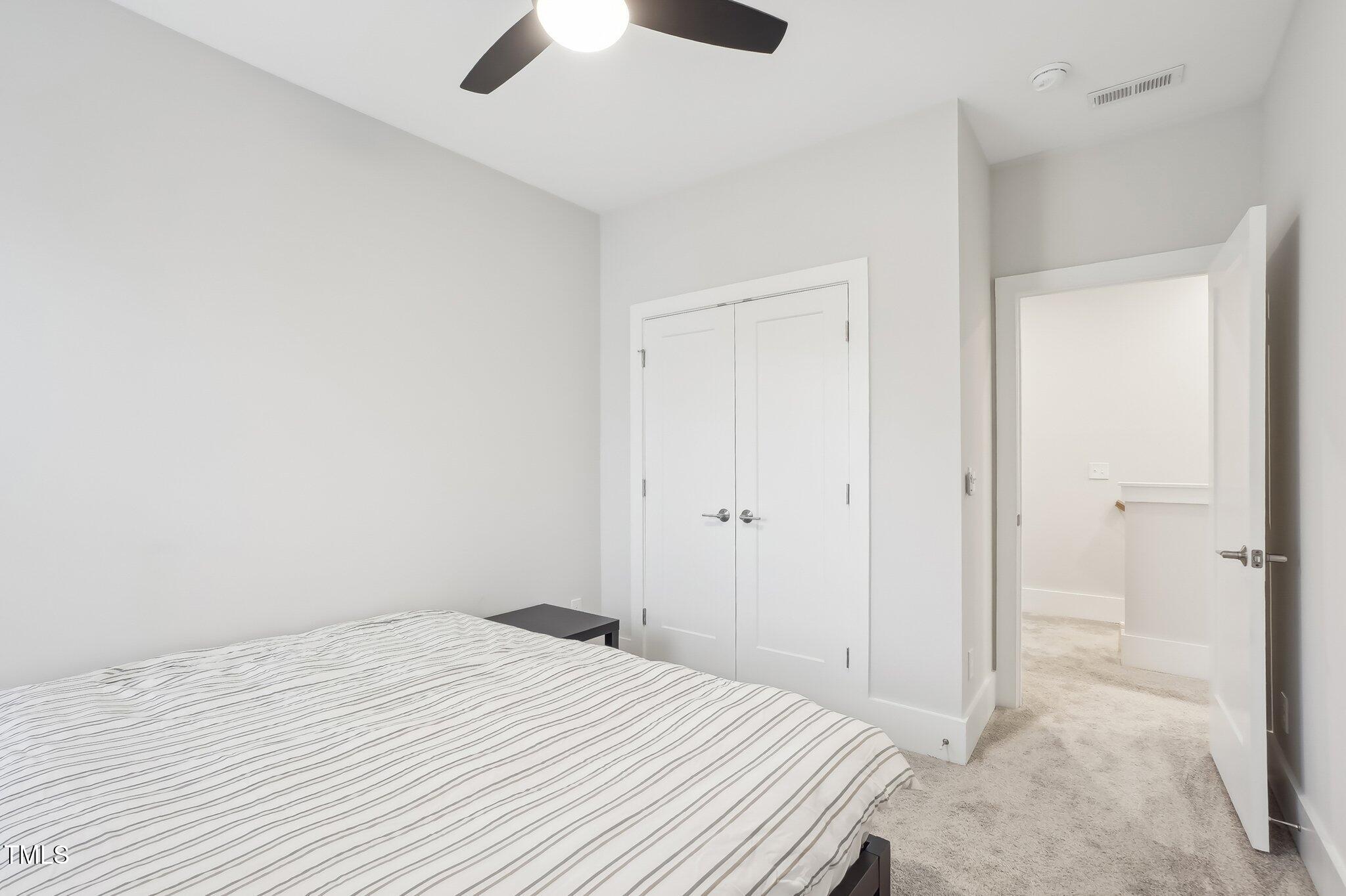 5616 Horsewalk Circle