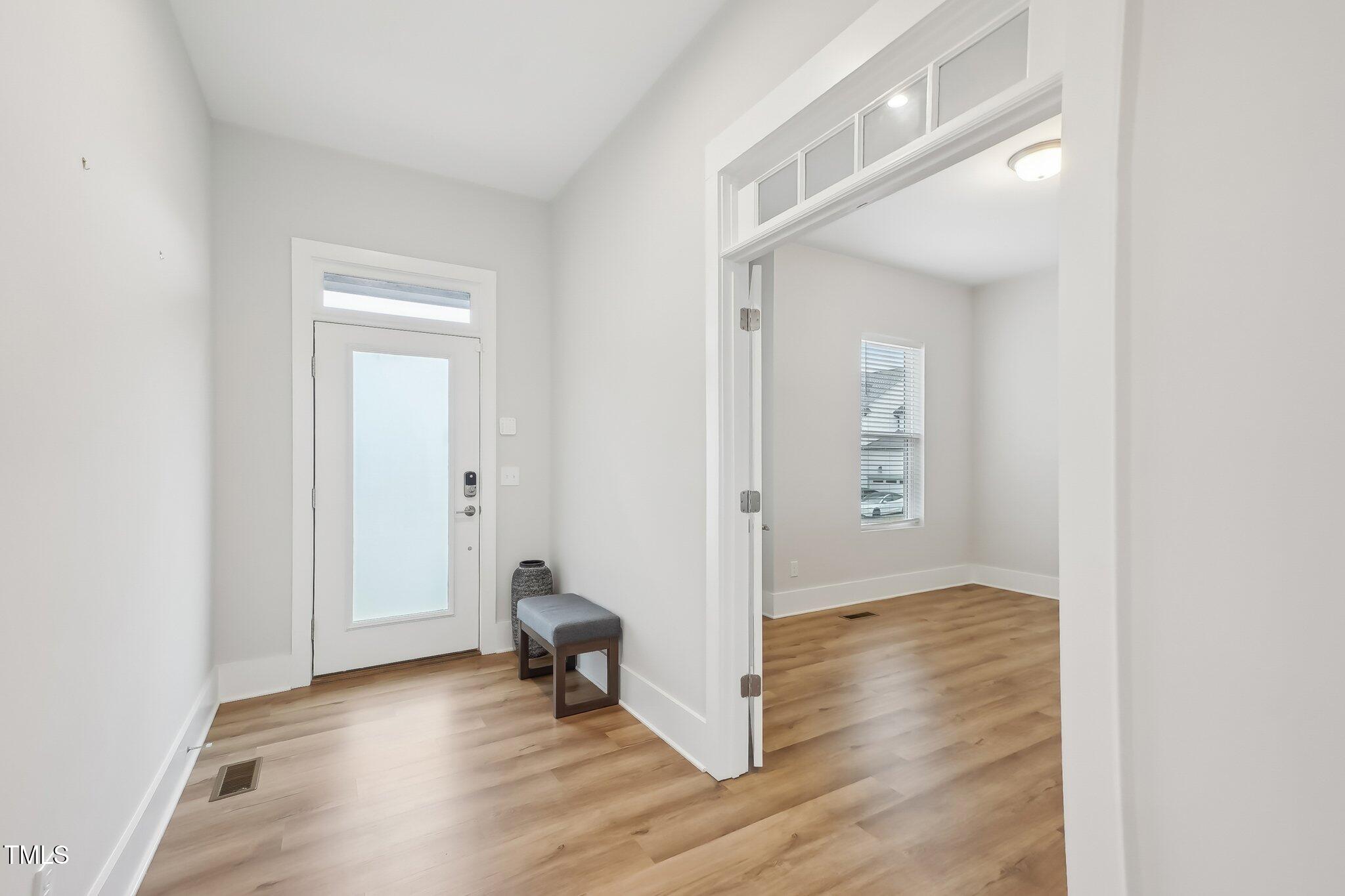 5616 Horsewalk Circle