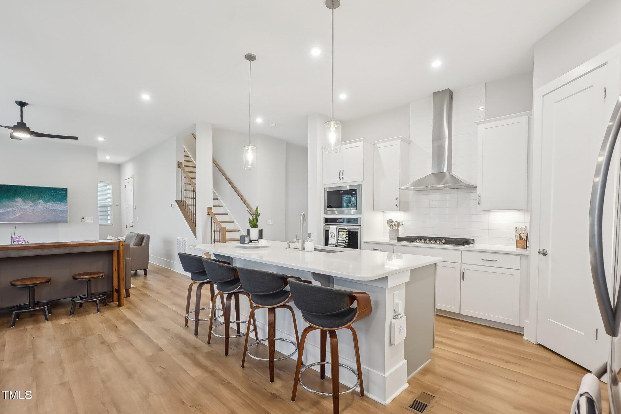5616 Horsewalk Circle