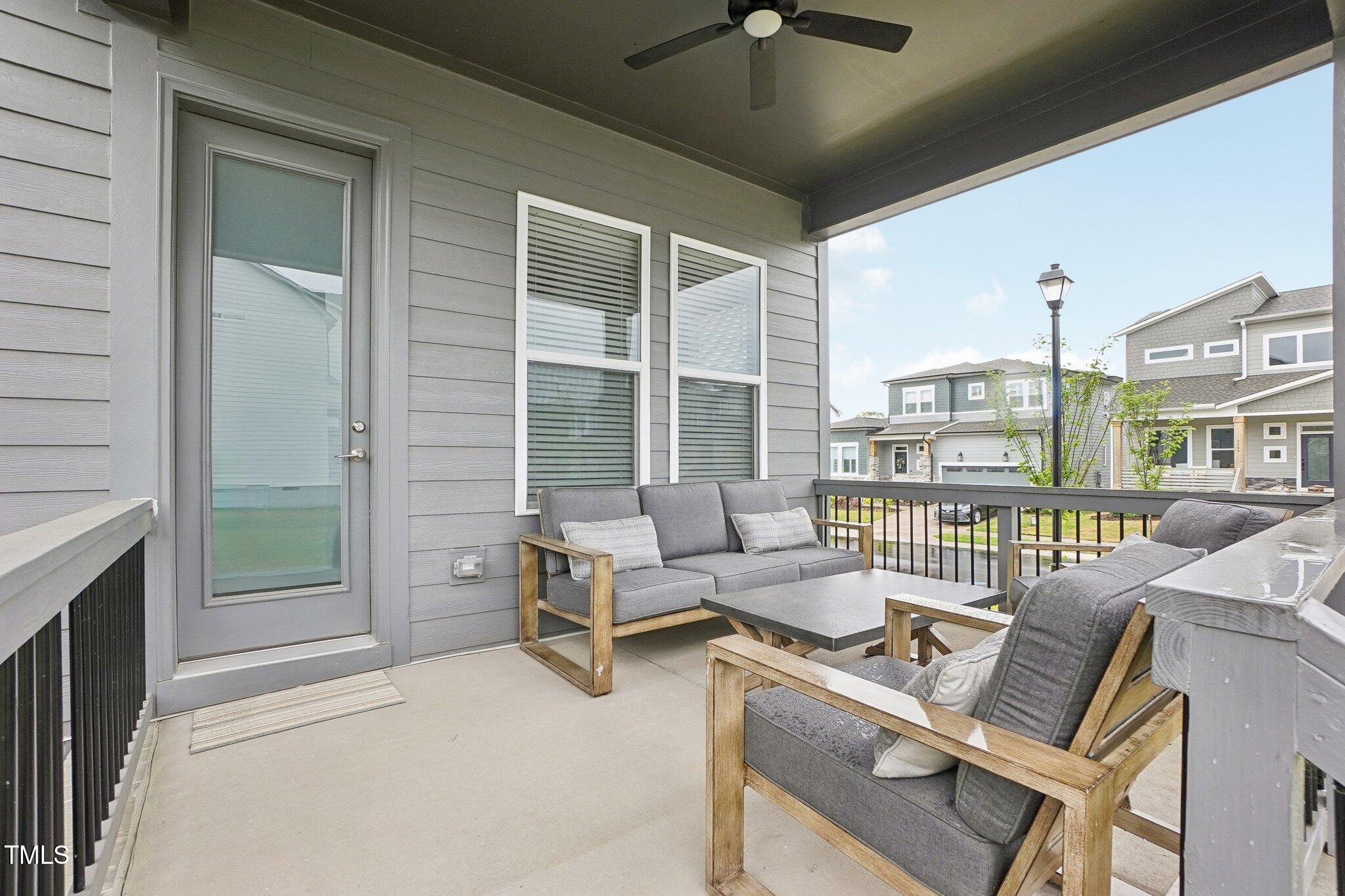 5616 Horsewalk Circle