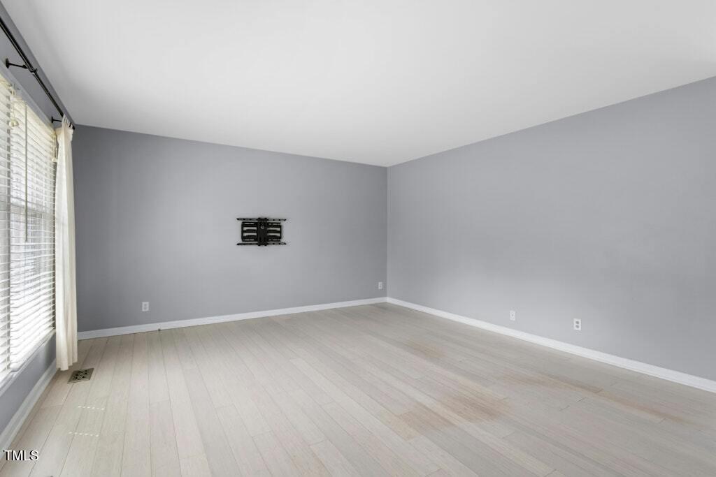 4021 Chaucer Drive
