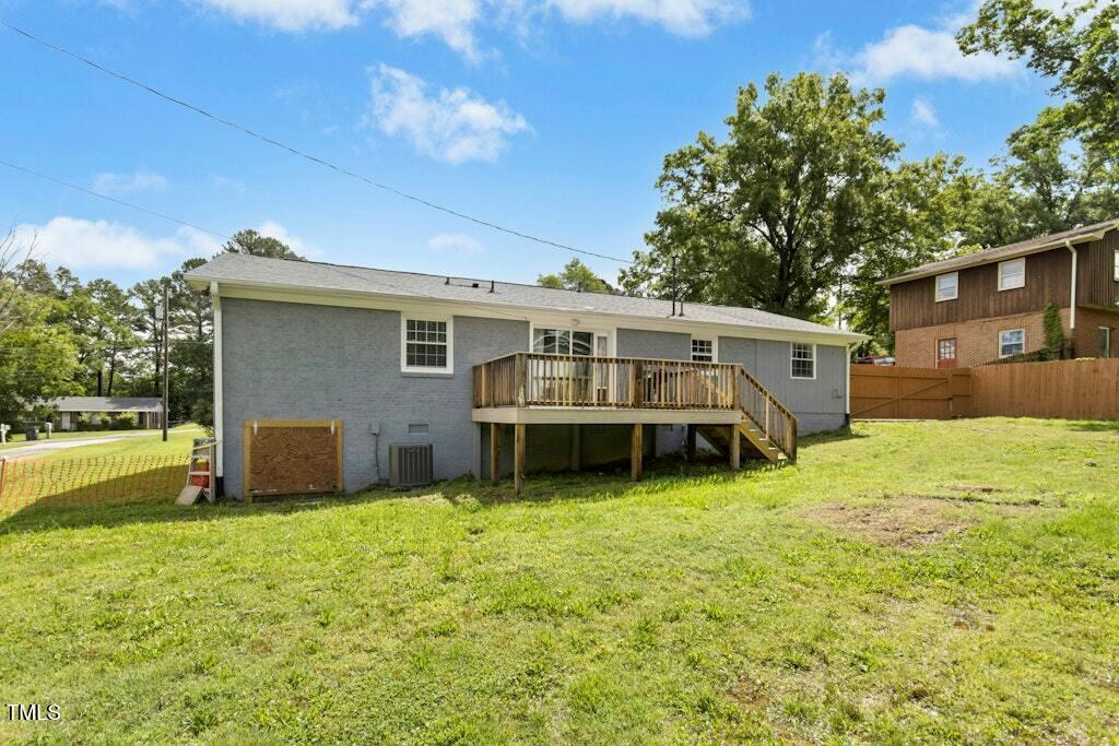 4021 Chaucer Drive