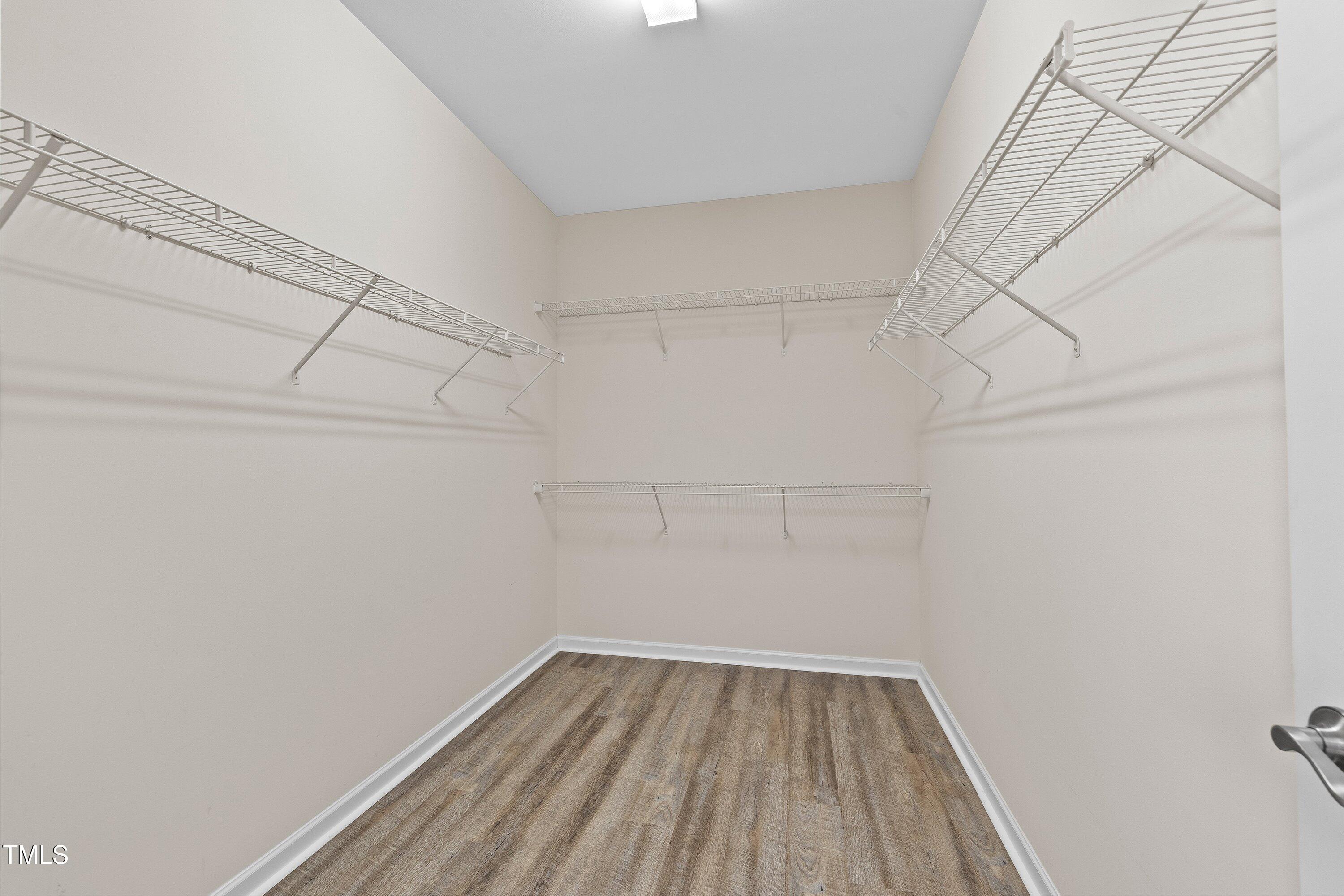 2552 Kinglass Drive