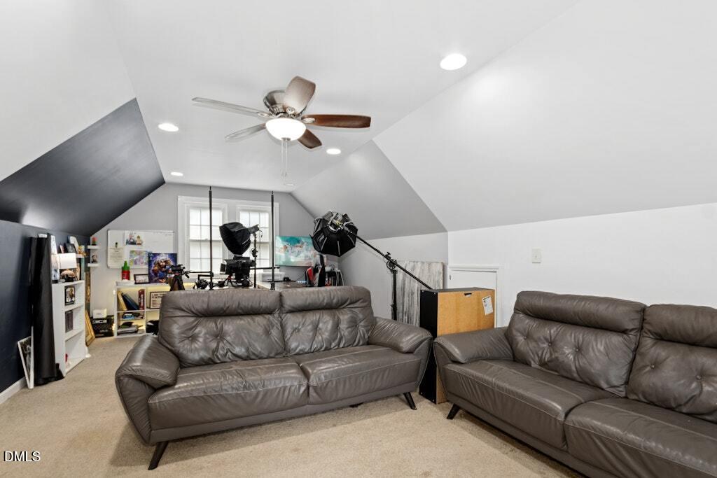 106 Village Court