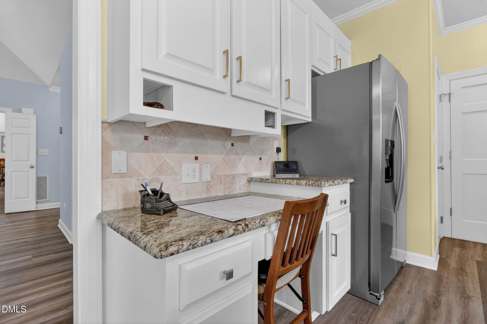 2016 W Sterlington Place