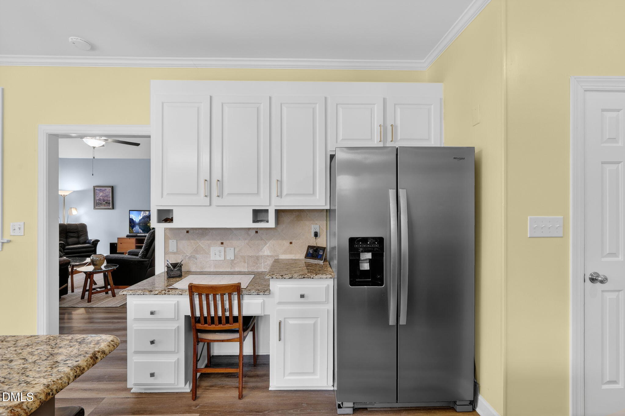 2016 W Sterlington Place