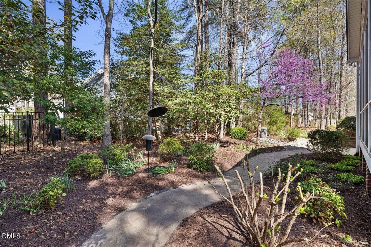 925 Lukestone Drive