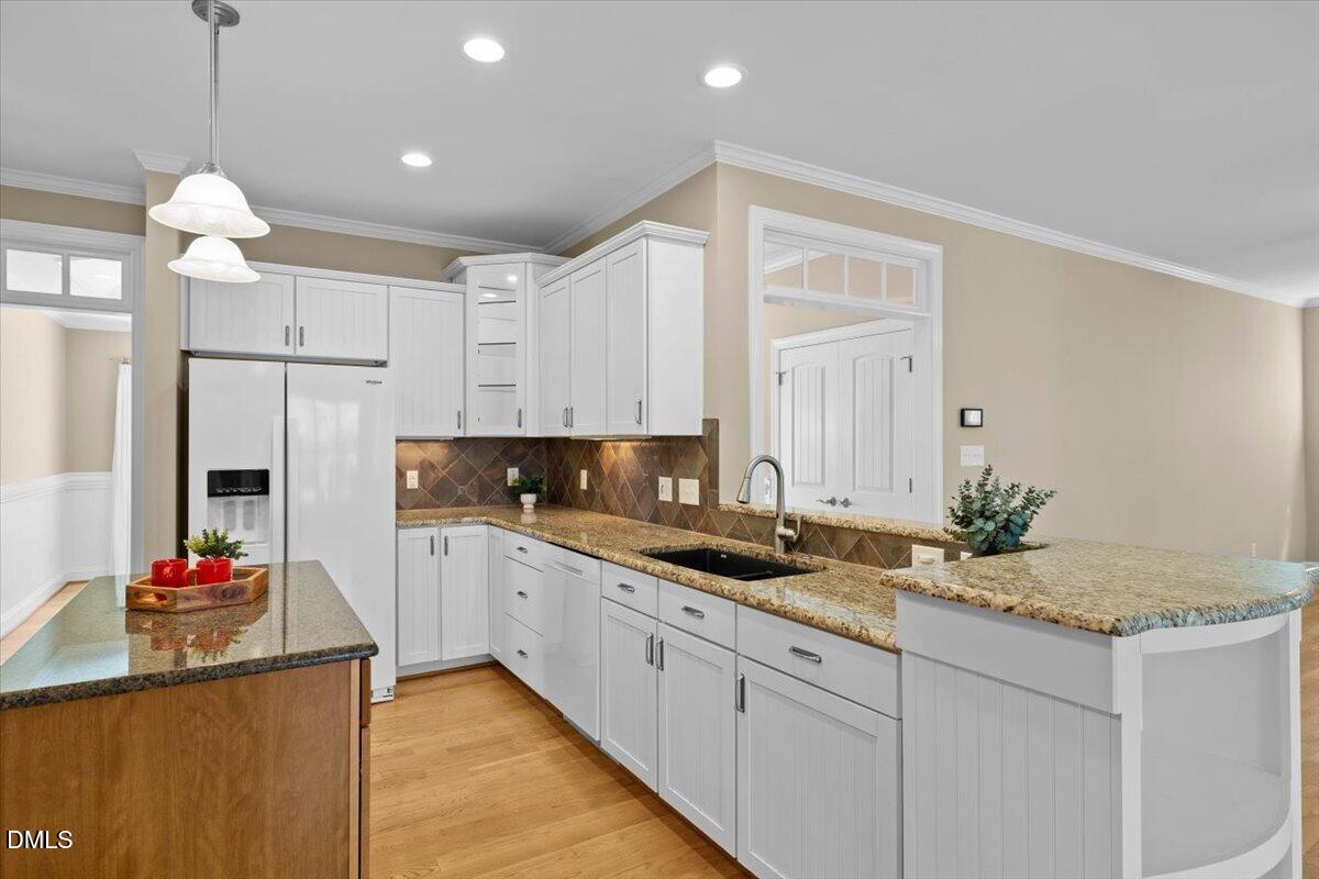 925 Lukestone Drive
