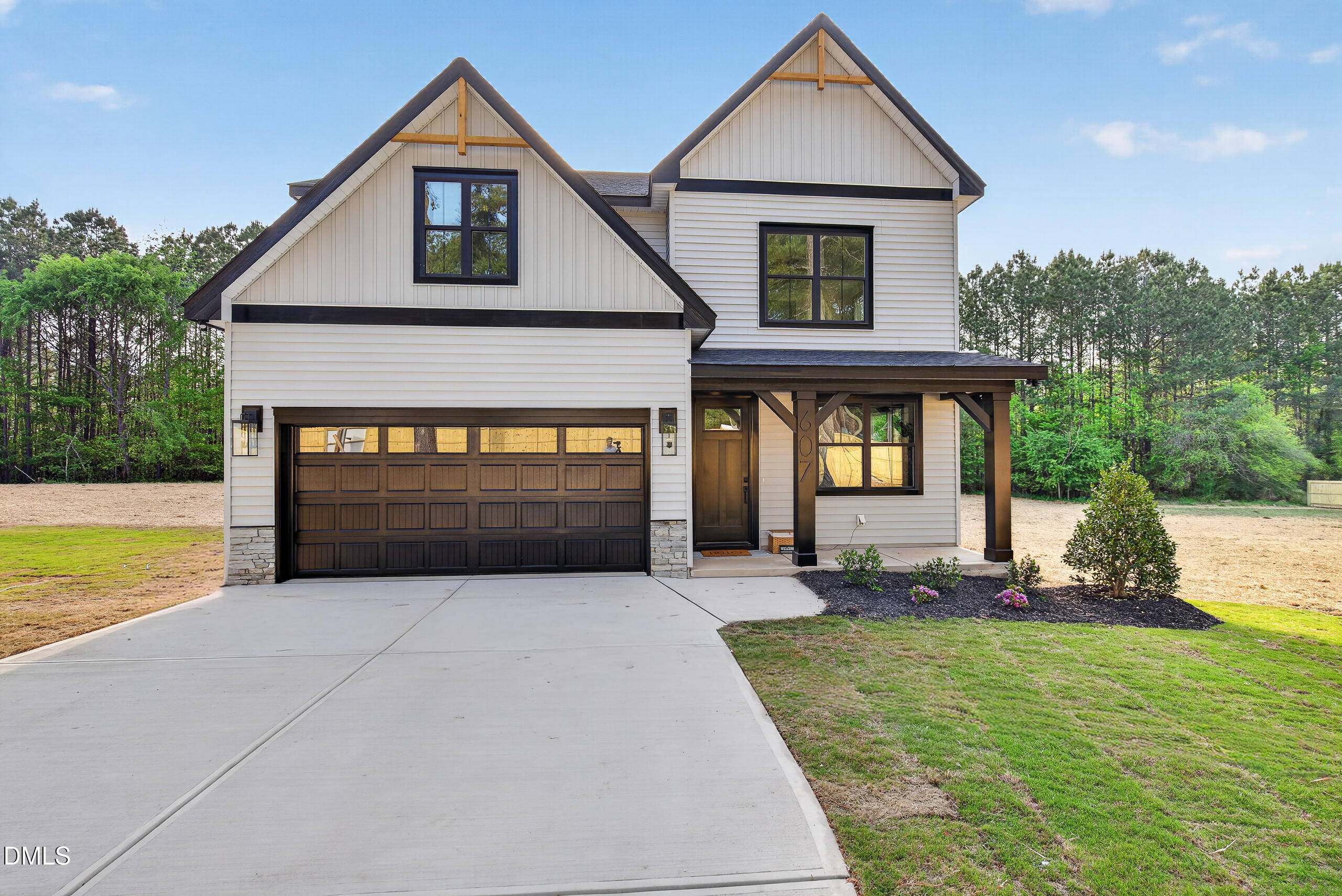 607 Richardson Road