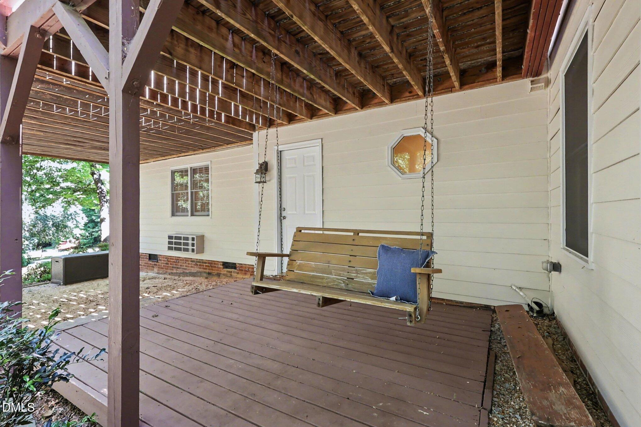 5221 Linksland Drive