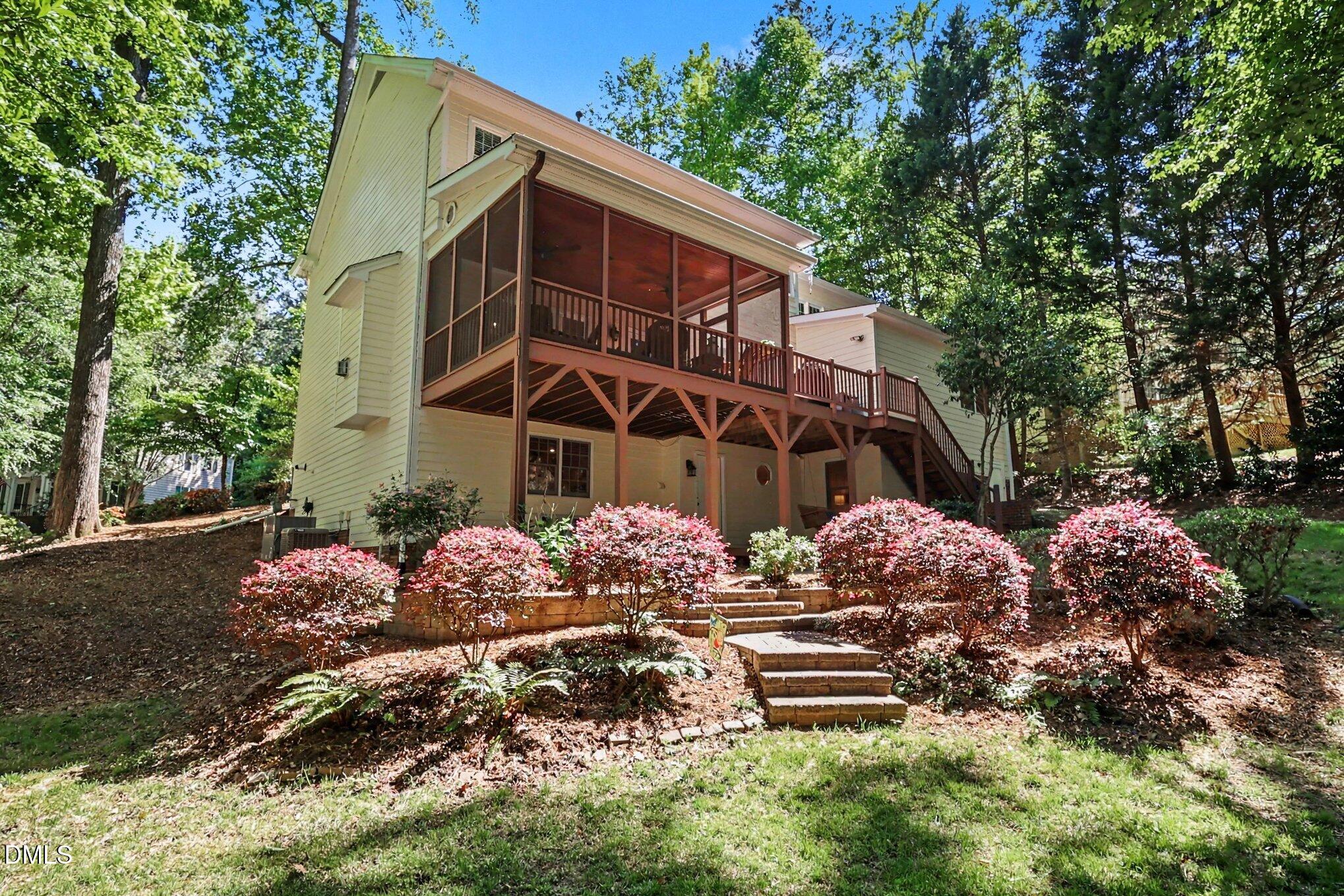 5221 Linksland Drive