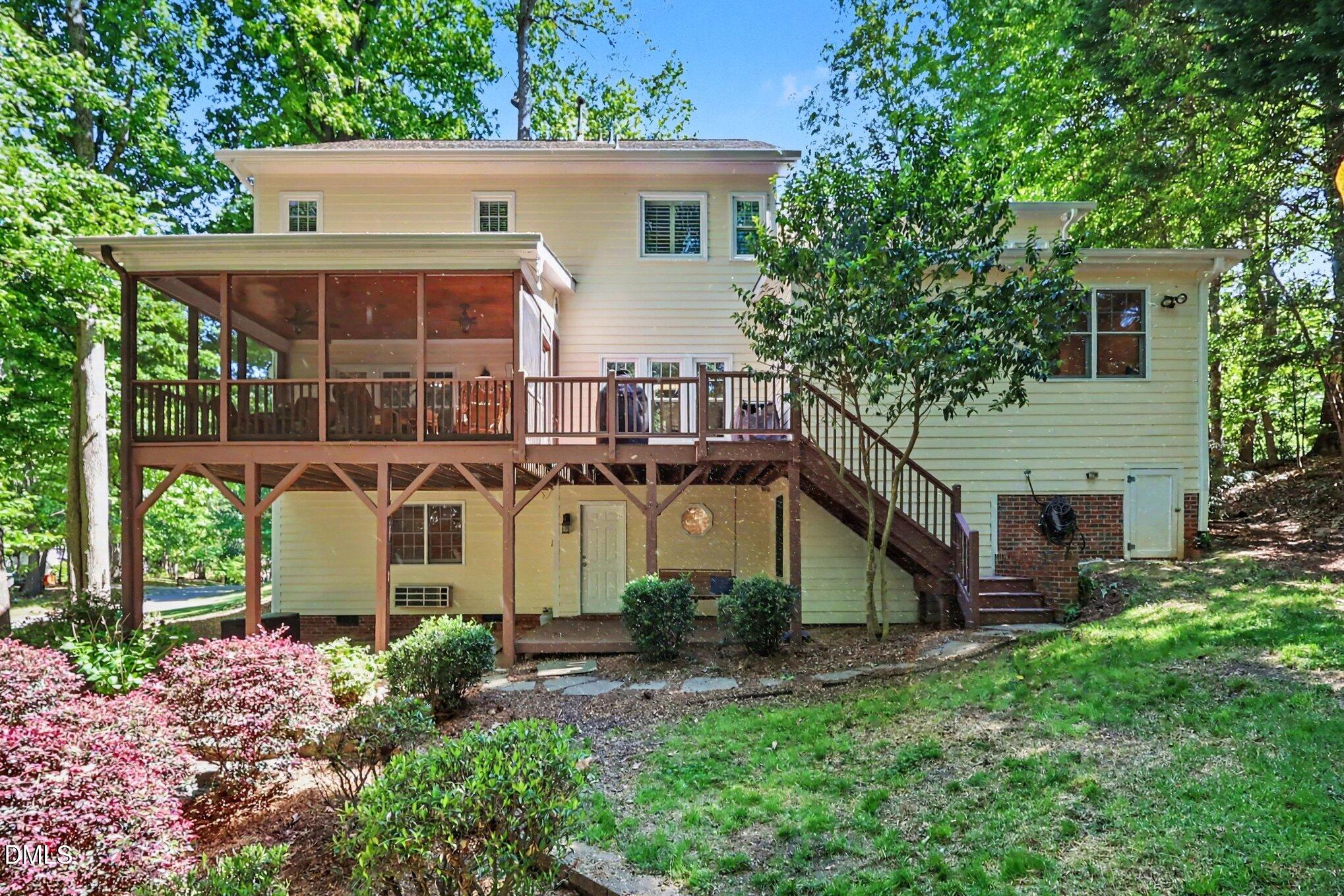 5221 Linksland Drive