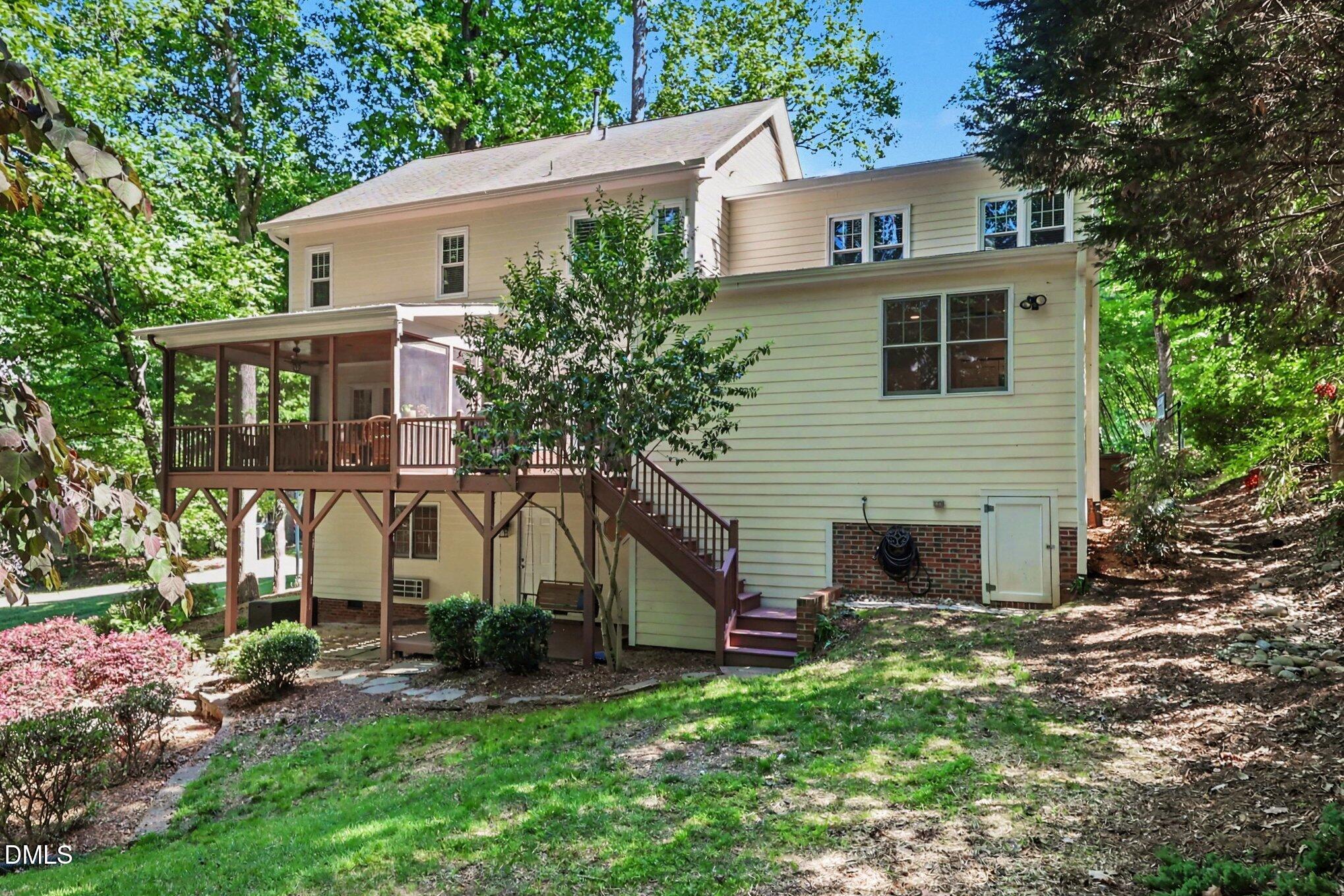 5221 Linksland Drive