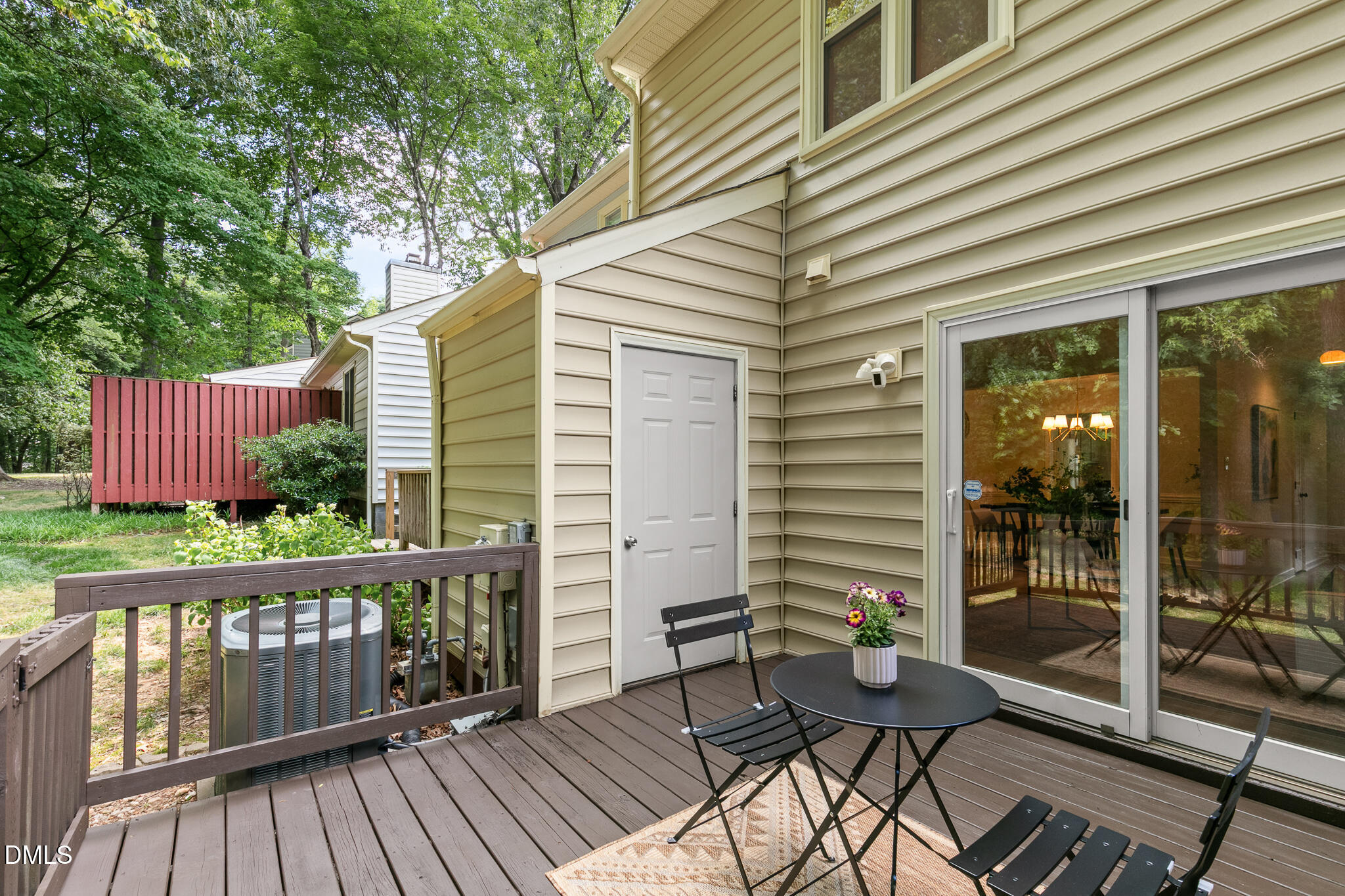 6734 Chauncey Drive