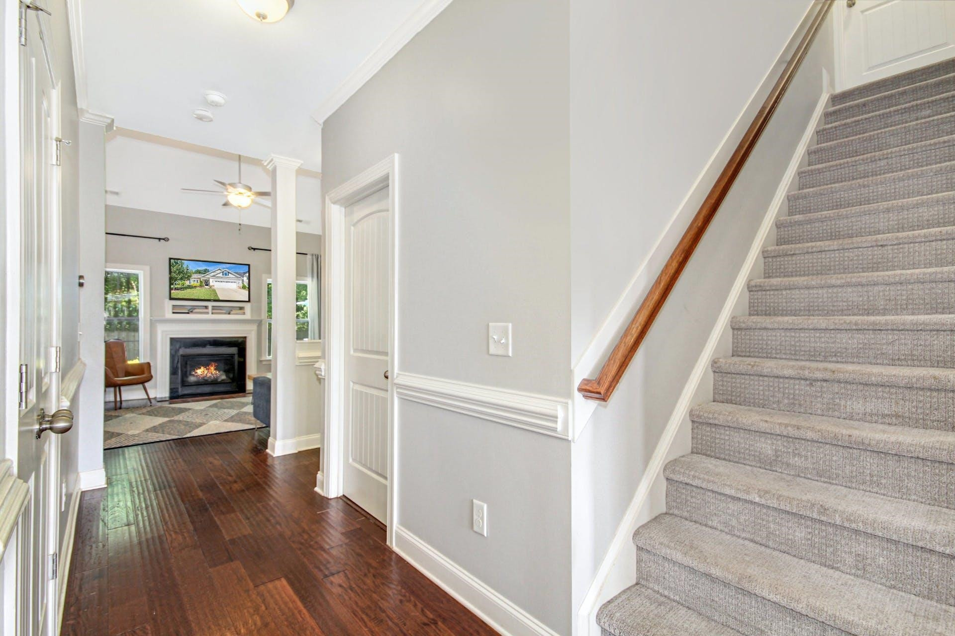 516 Lone Pine Loop