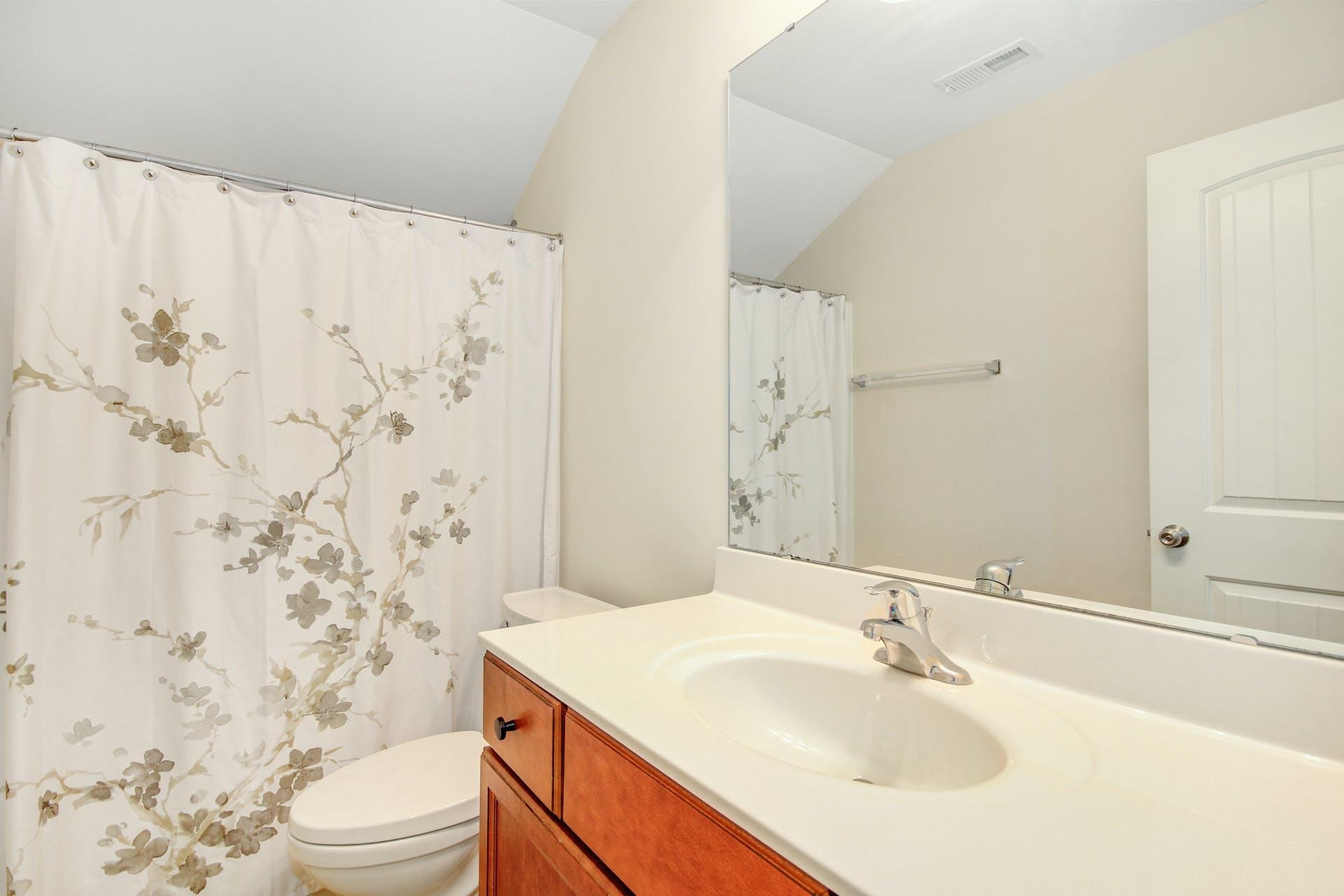 516 Lone Pine Loop