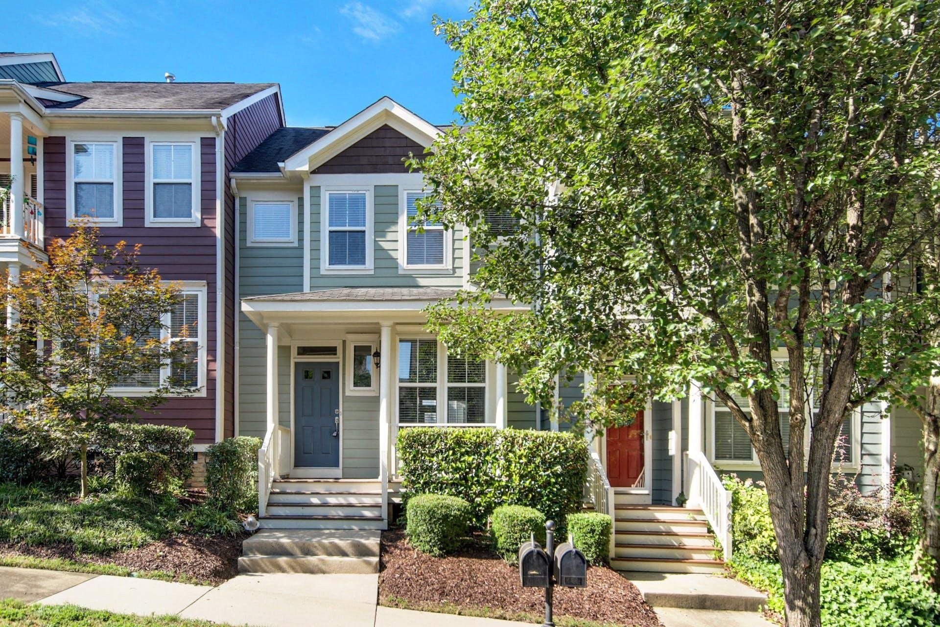 412 Heritage Village Lane
