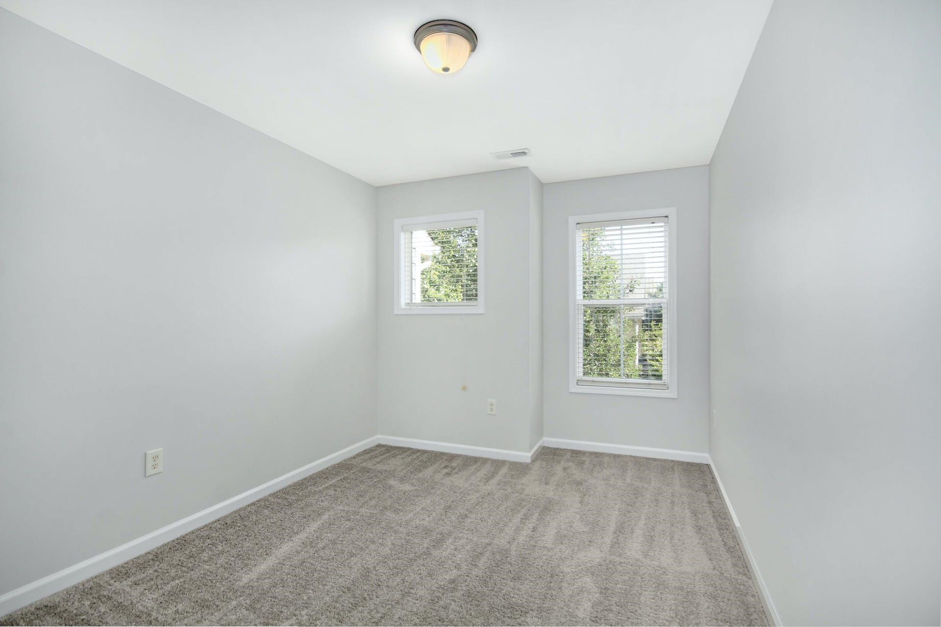 412 Heritage Village Lane