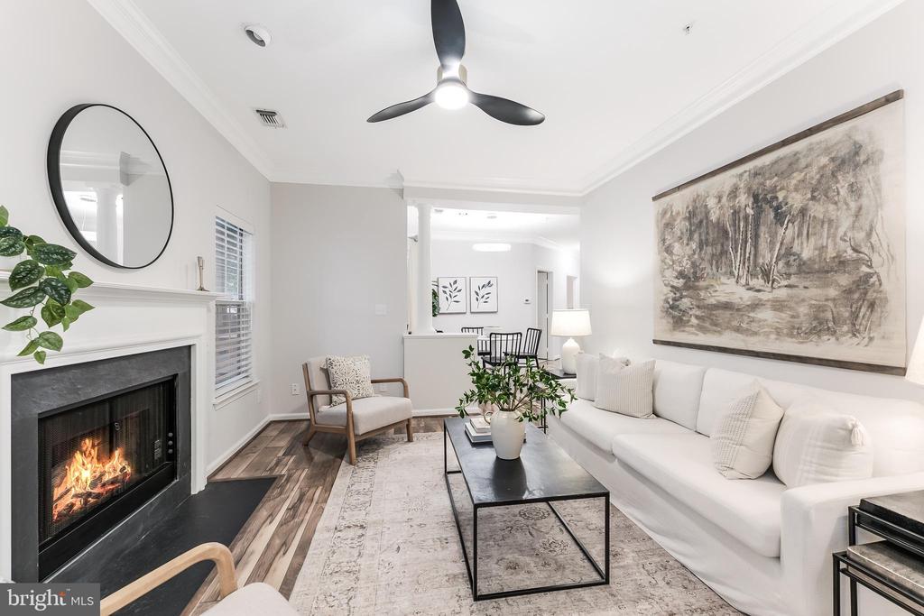 1720 LAKE SHORE CREST DRIVE Unit: 16