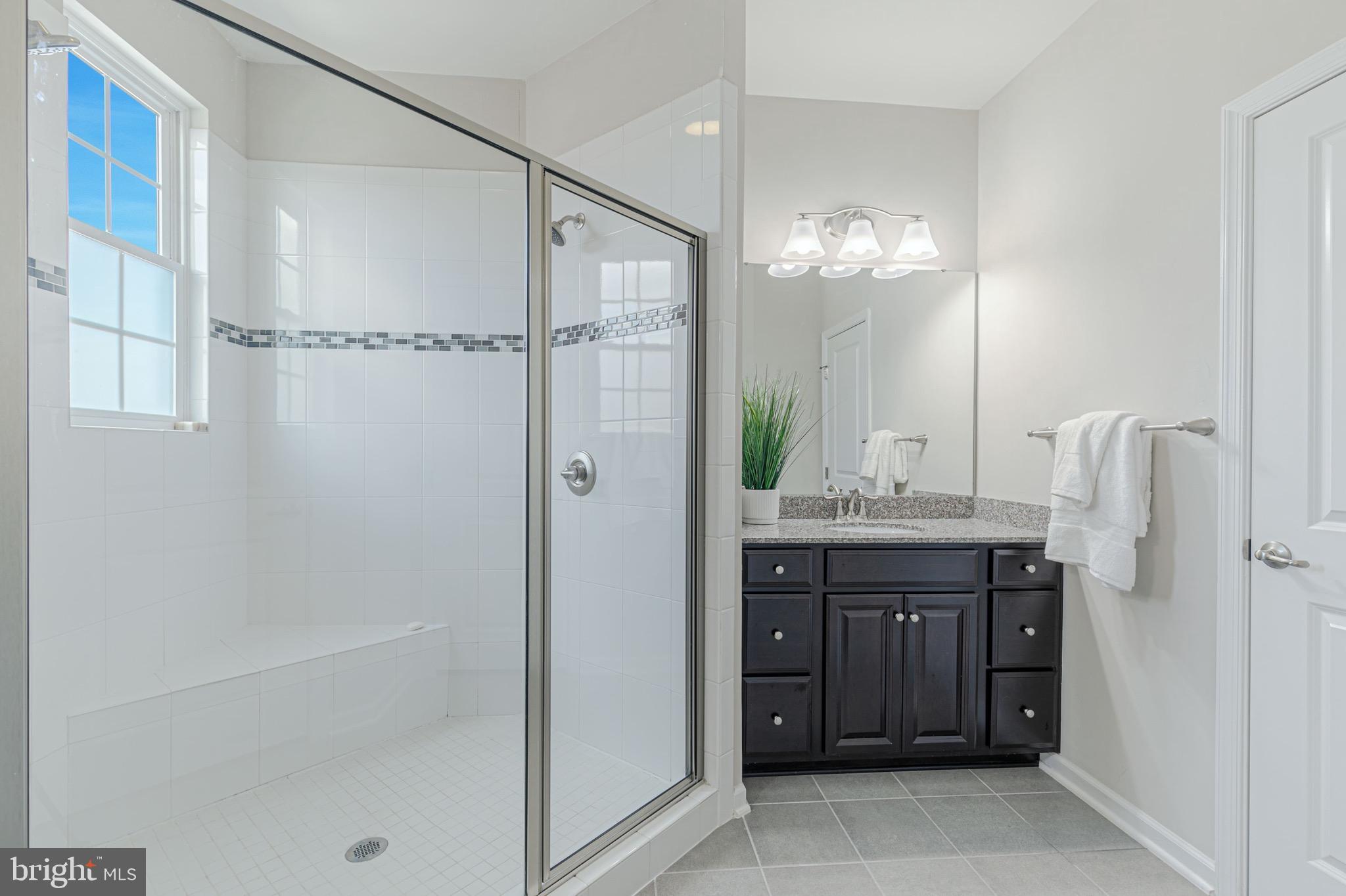 455 Kornblau TERRACE SE