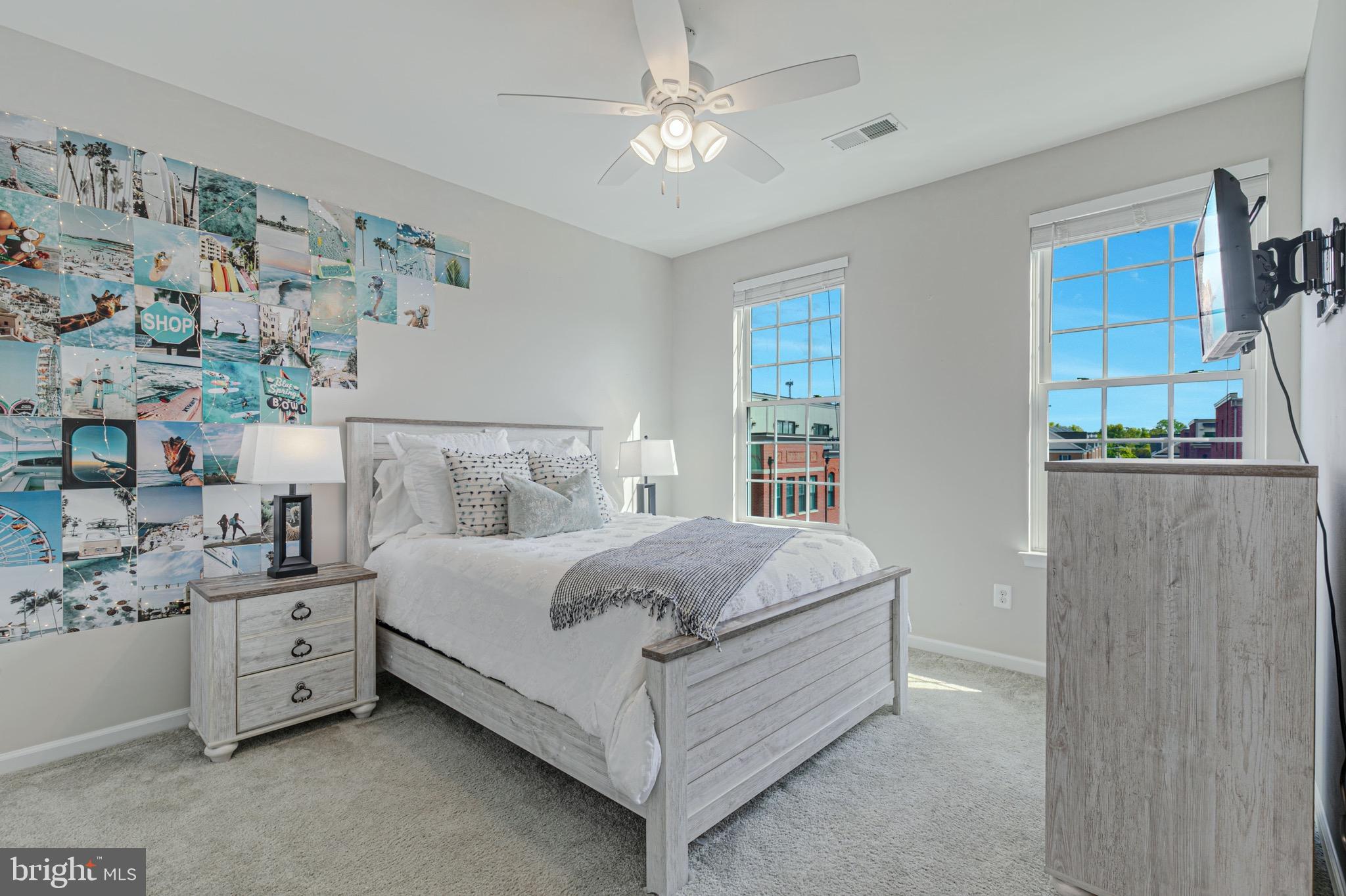 455 Kornblau TERRACE SE
