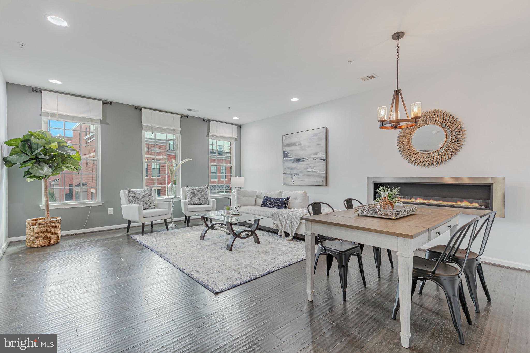 455 Kornblau TERRACE SE