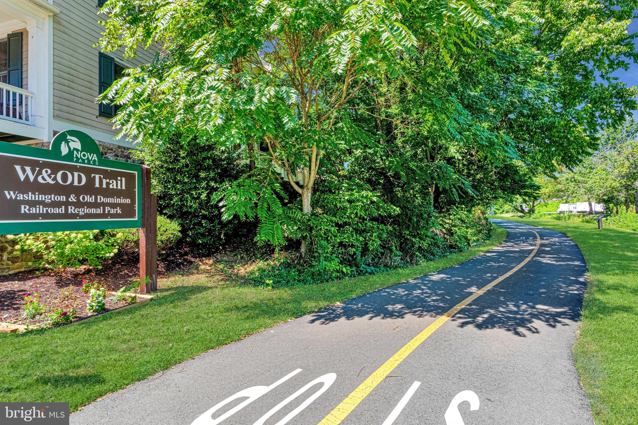 3 Stationmaster STREET SE Unit: 104