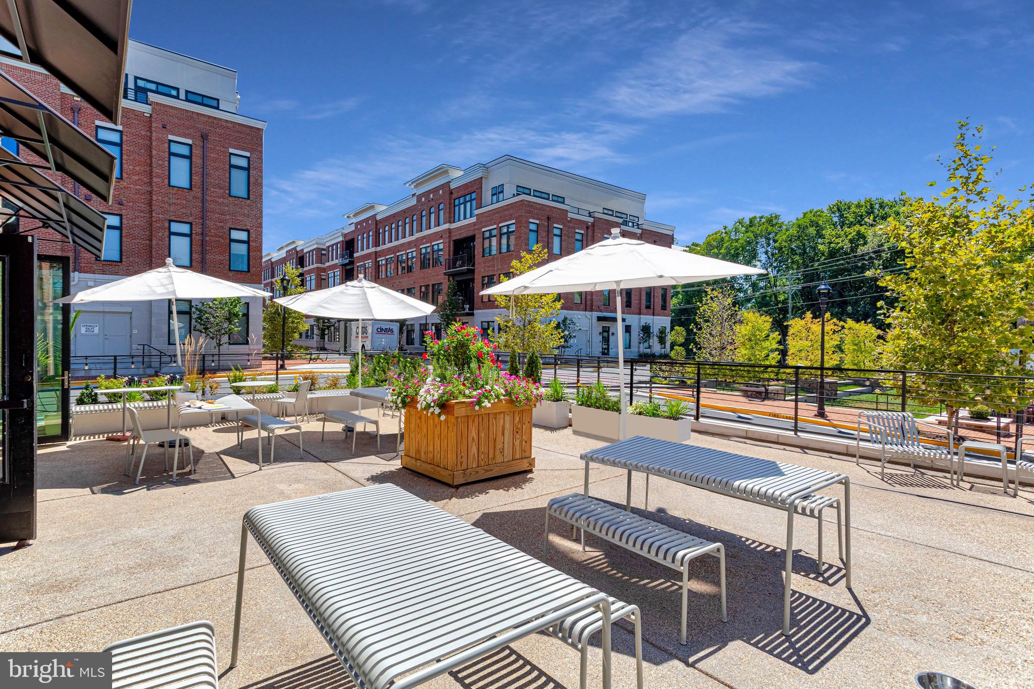 3 Stationmaster STREET SE Unit: 104