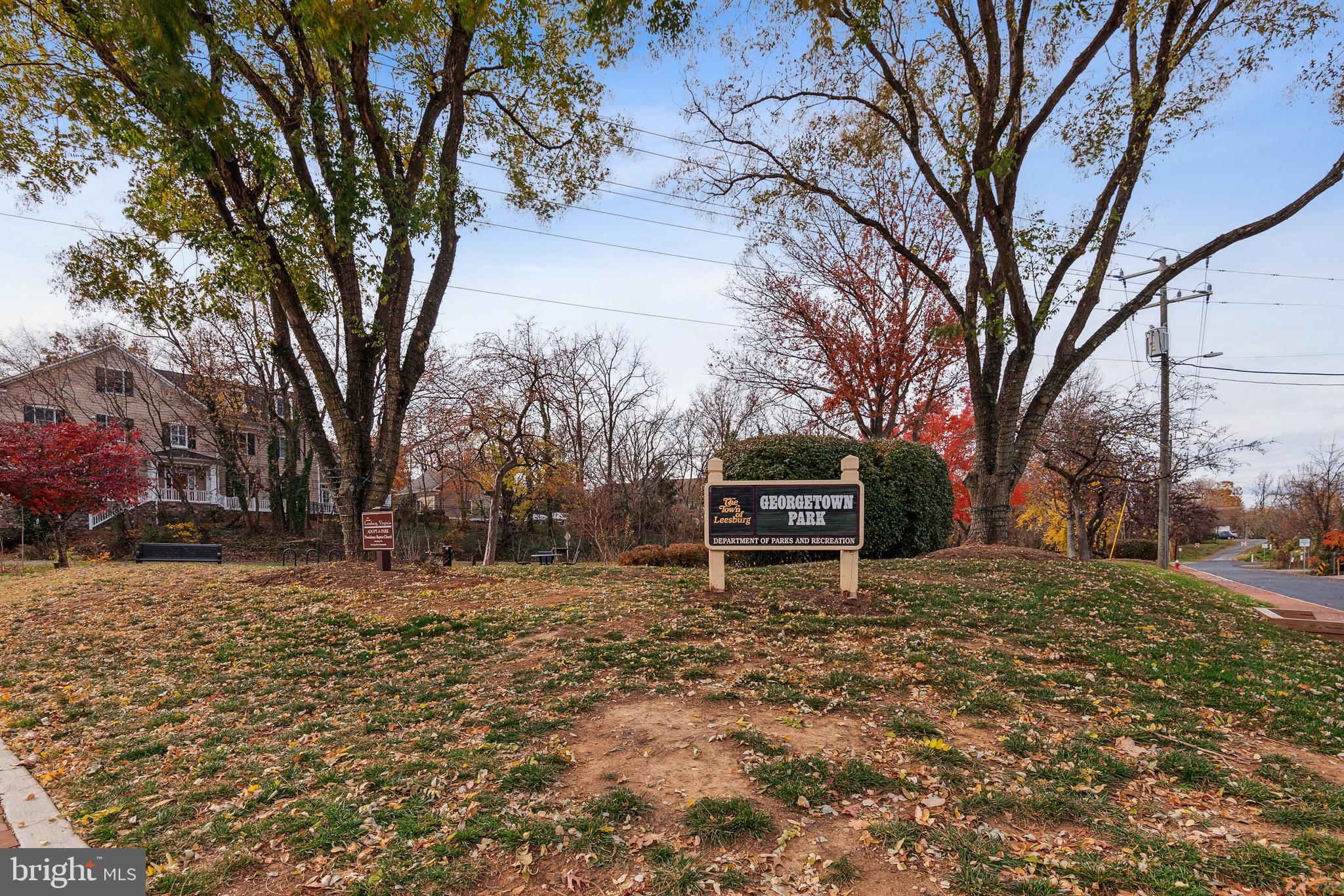 4 Stationmaster STREET SE Unit: 404