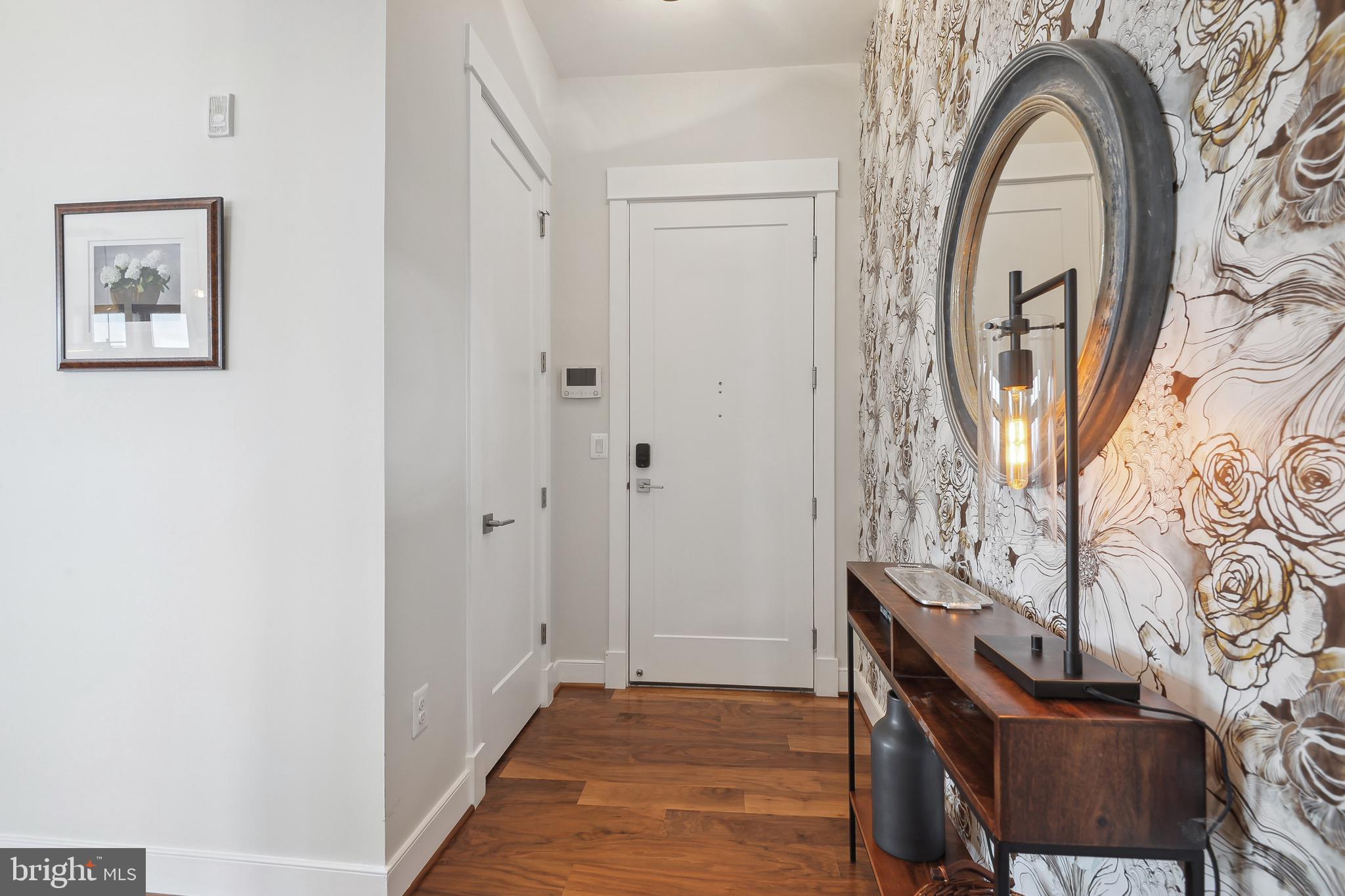 4 Stationmaster STREET SE Unit: 404
