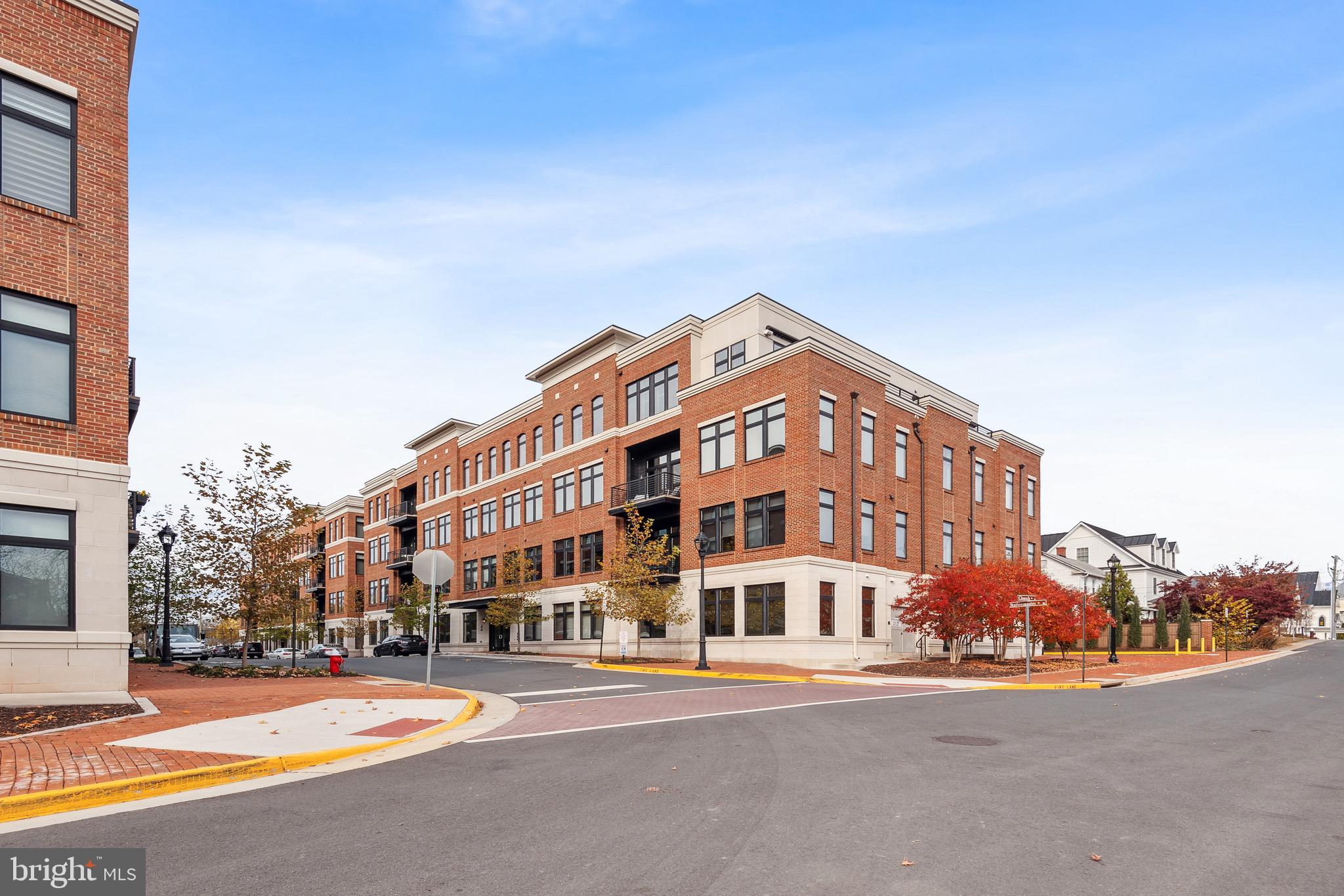4 Stationmaster STREET SE Unit: 404