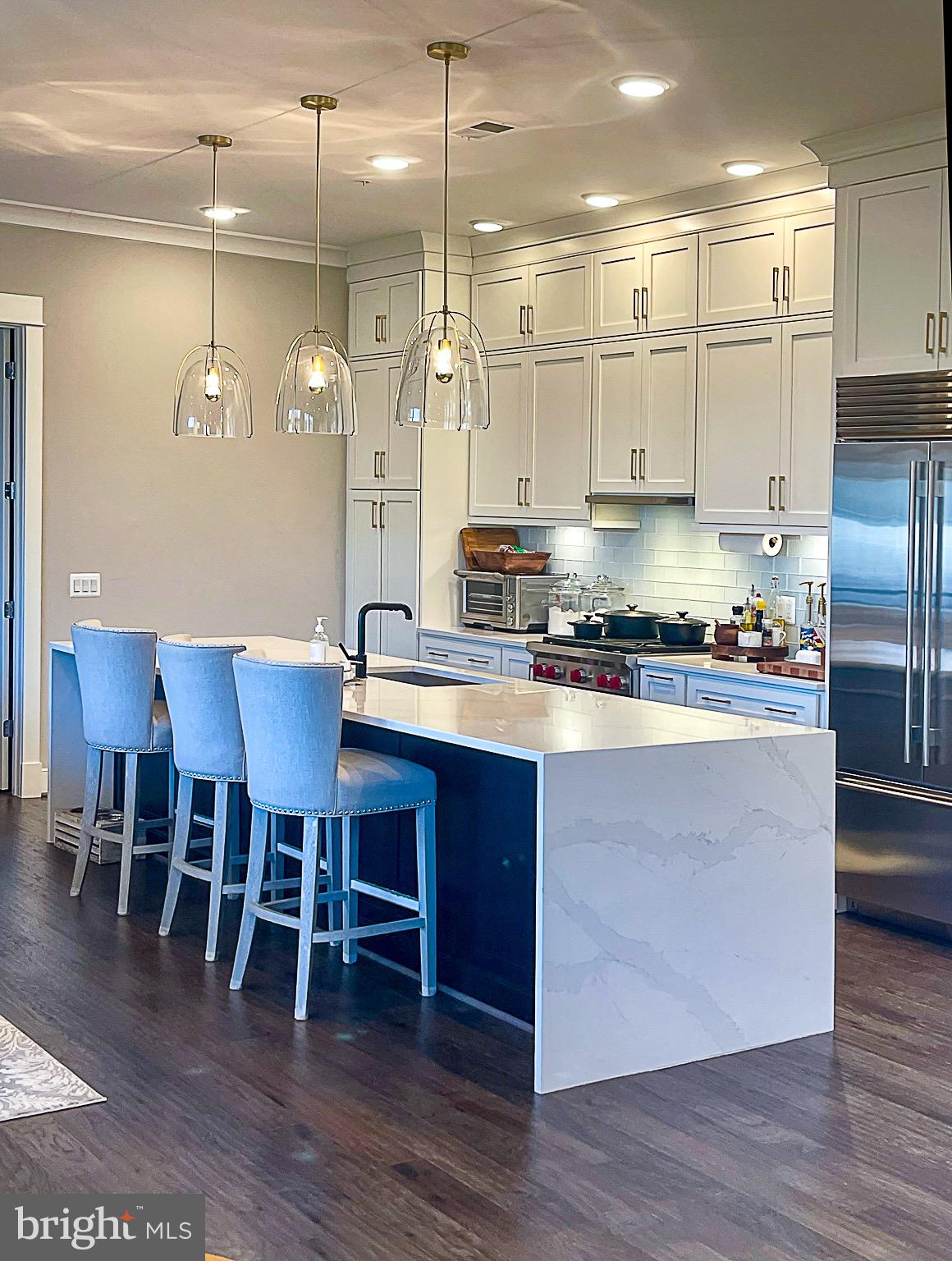 2 Stationmaster St SE #204