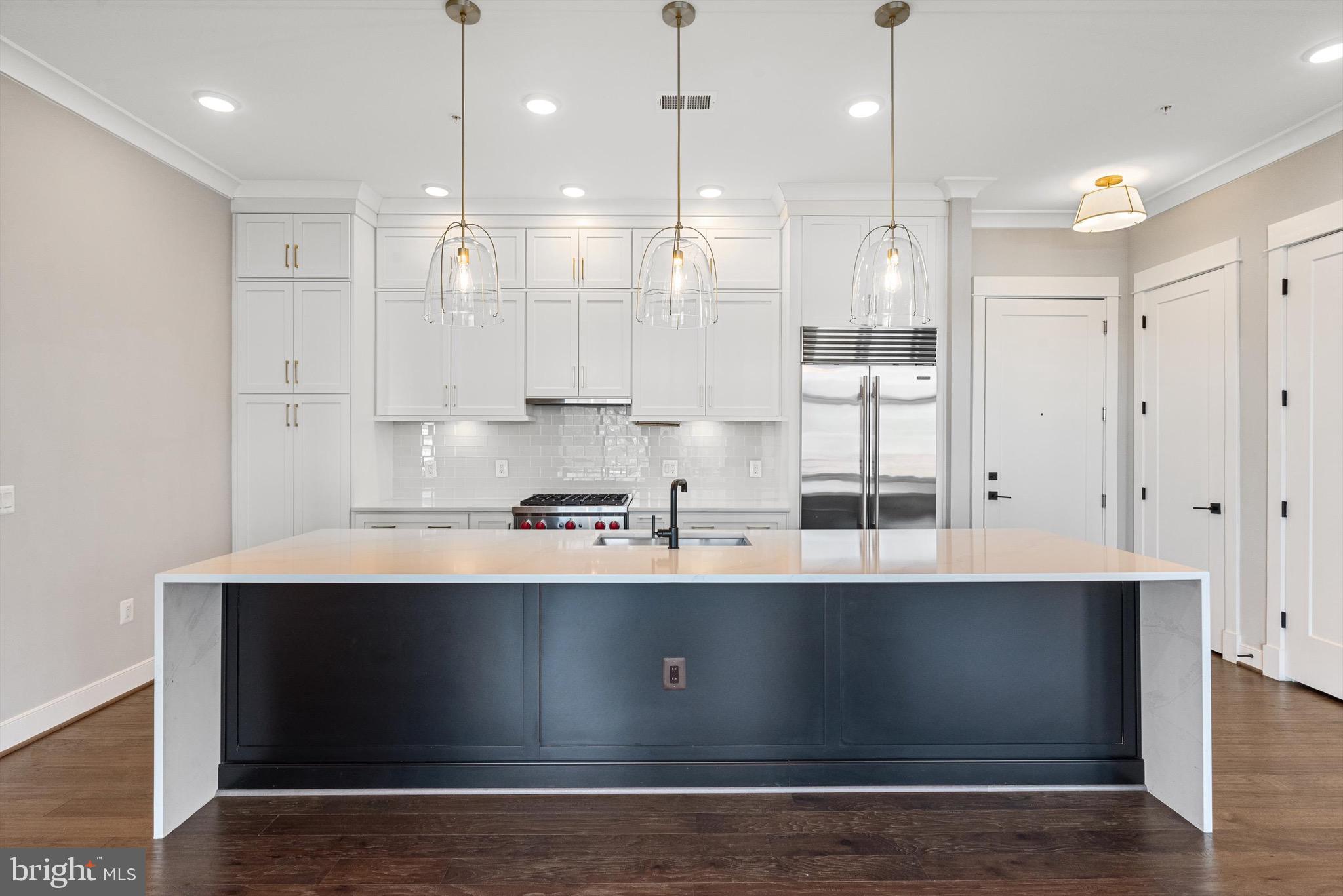 2 Stationmaster St SE #204