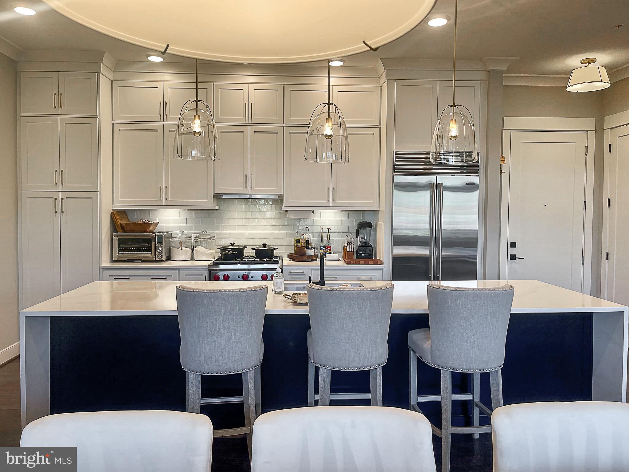 2 Stationmaster St SE #204