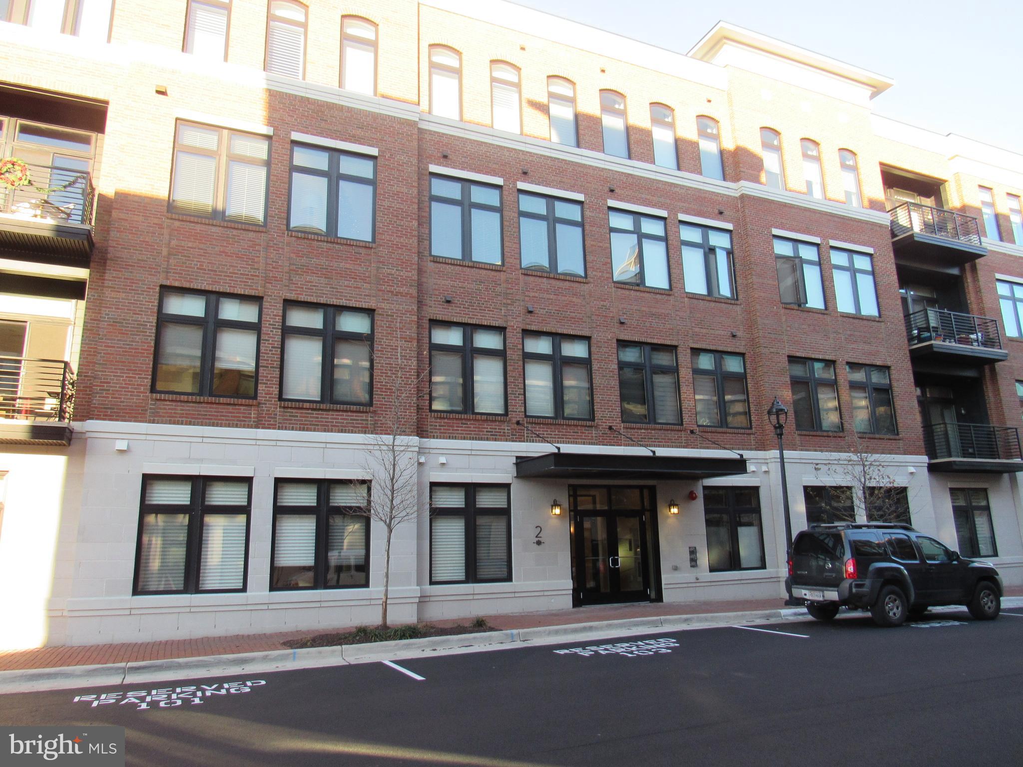 2 Stationmaster St SE #302