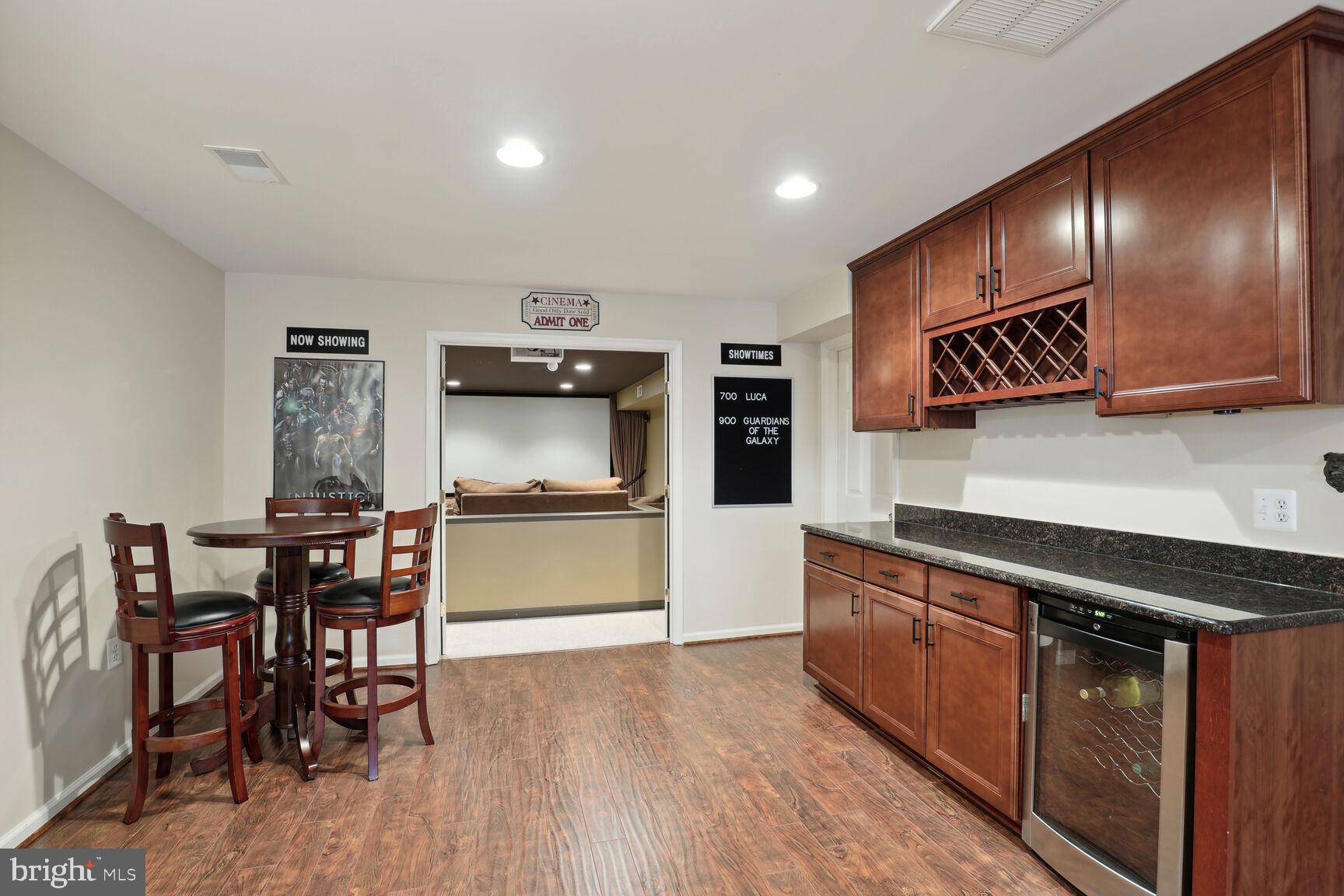 1333 Moore Pl SW